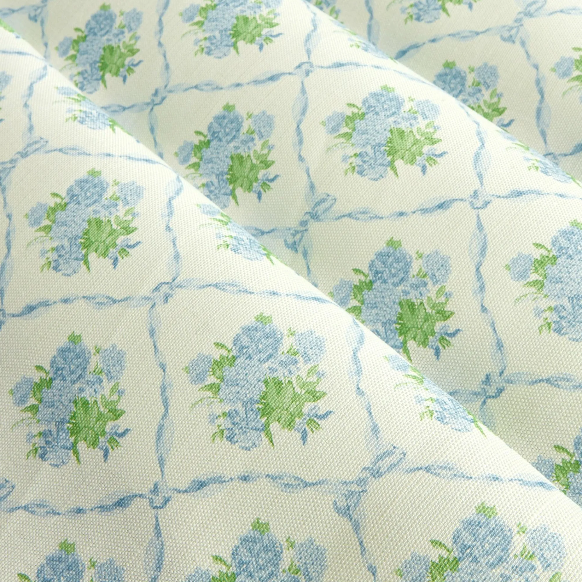 alices_bouquet_fabric_blu_0.webp Discount Alice's Bouquet Fabric (Blue) Serena Fresson Fabrics