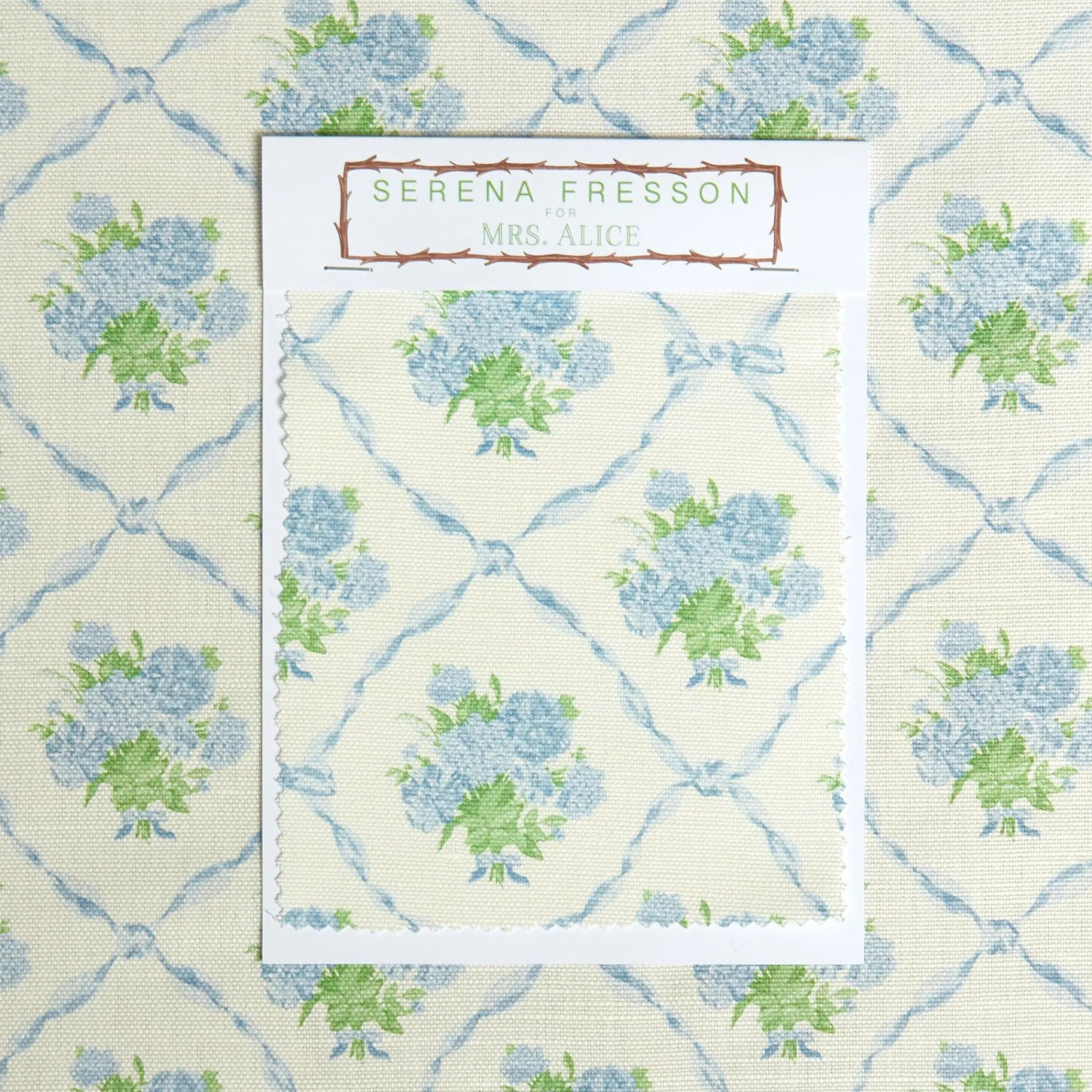 alices_bouquet_fabric_blu_5.webp Discount Alice's Bouquet Fabric (Blue) Serena Fresson Fabrics