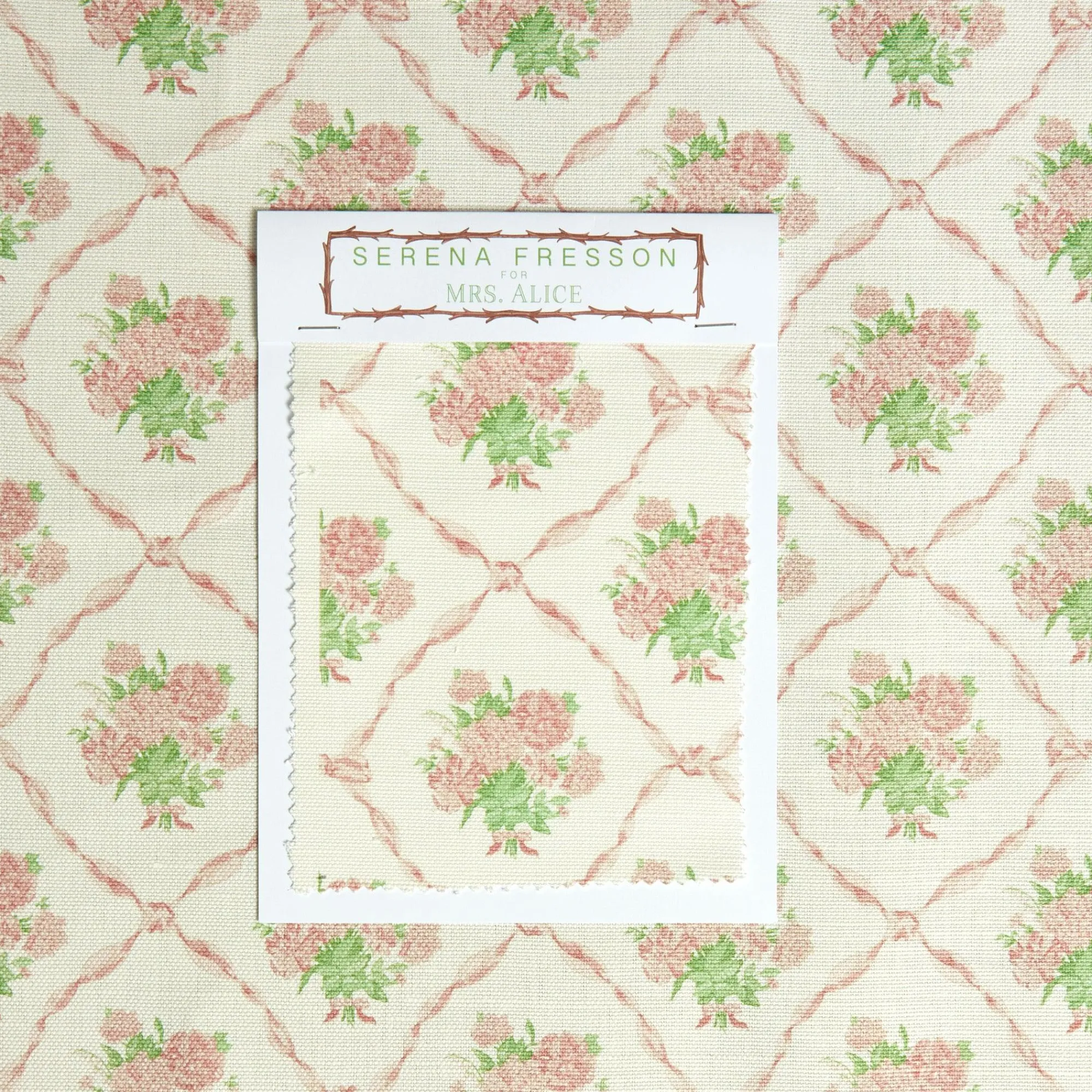 alices_bouquet_fabric_pin_5.webp Discount Alice's Bouquet Fabric (Pink) Serena Fresson Fabrics