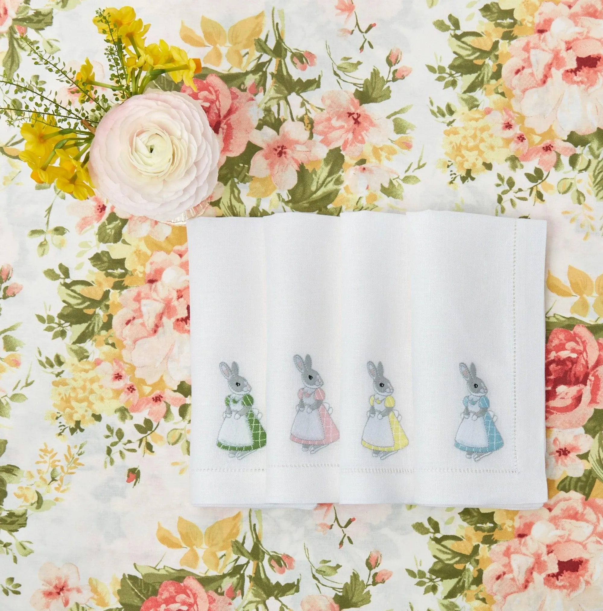assorted_white_linen_rabb_7.webp Shop Assorted White Linen Rabbit Napkins (Set Of 4) Napkins