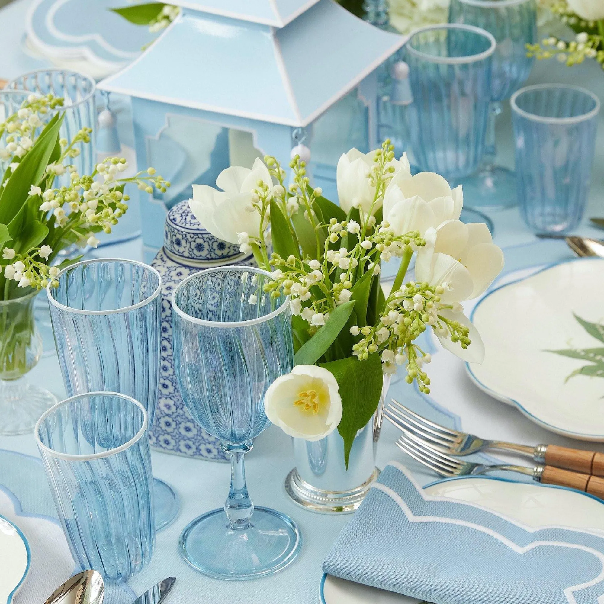 blue__white_rim_short_ste_1.webp Cheap Blue & White Rim Short Stem Glass (Set Of 4) Glasses