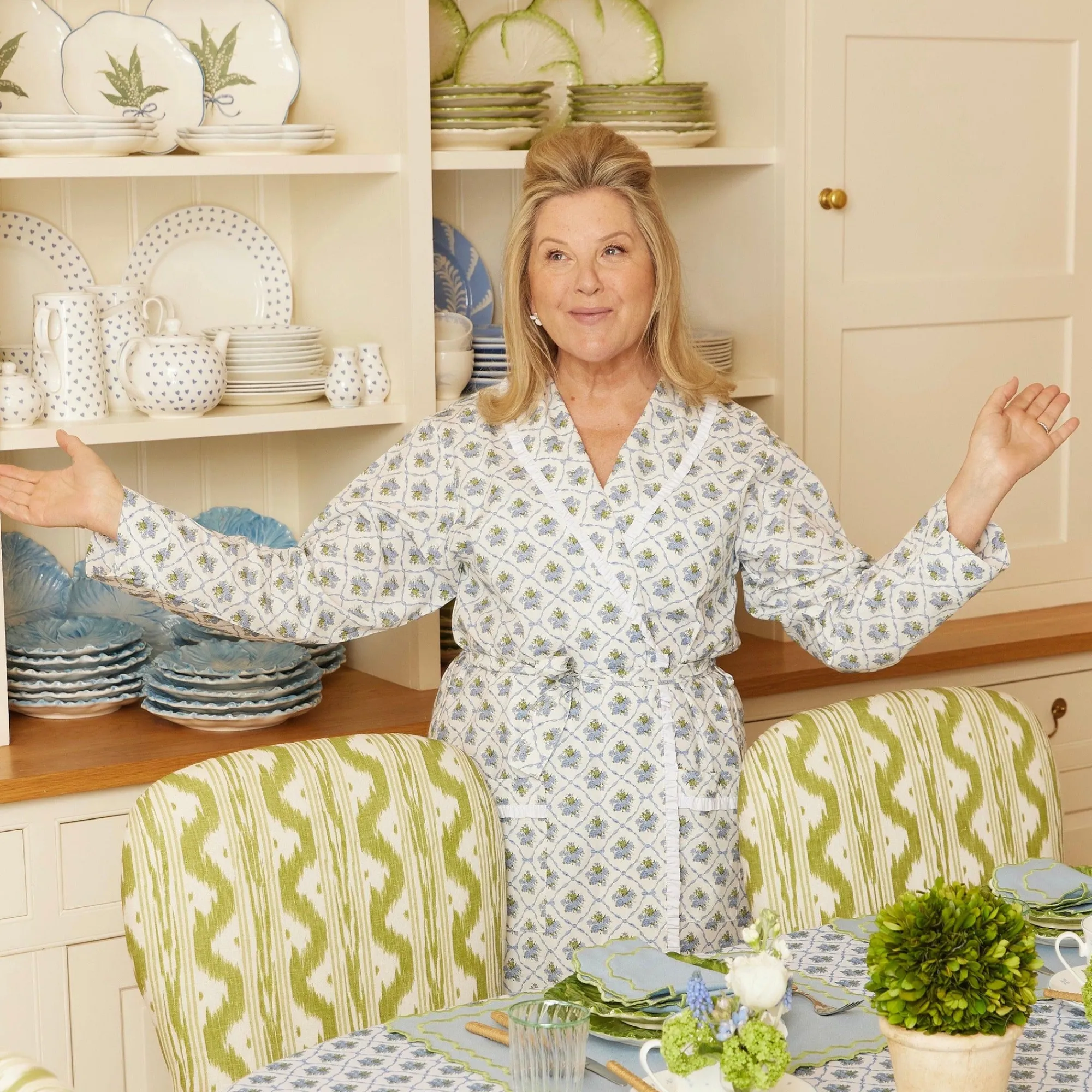 blue_bouquet_dressing_gow_4.webp Shop Blue Bouquet Dressing Gown Women Alice Nightdresses