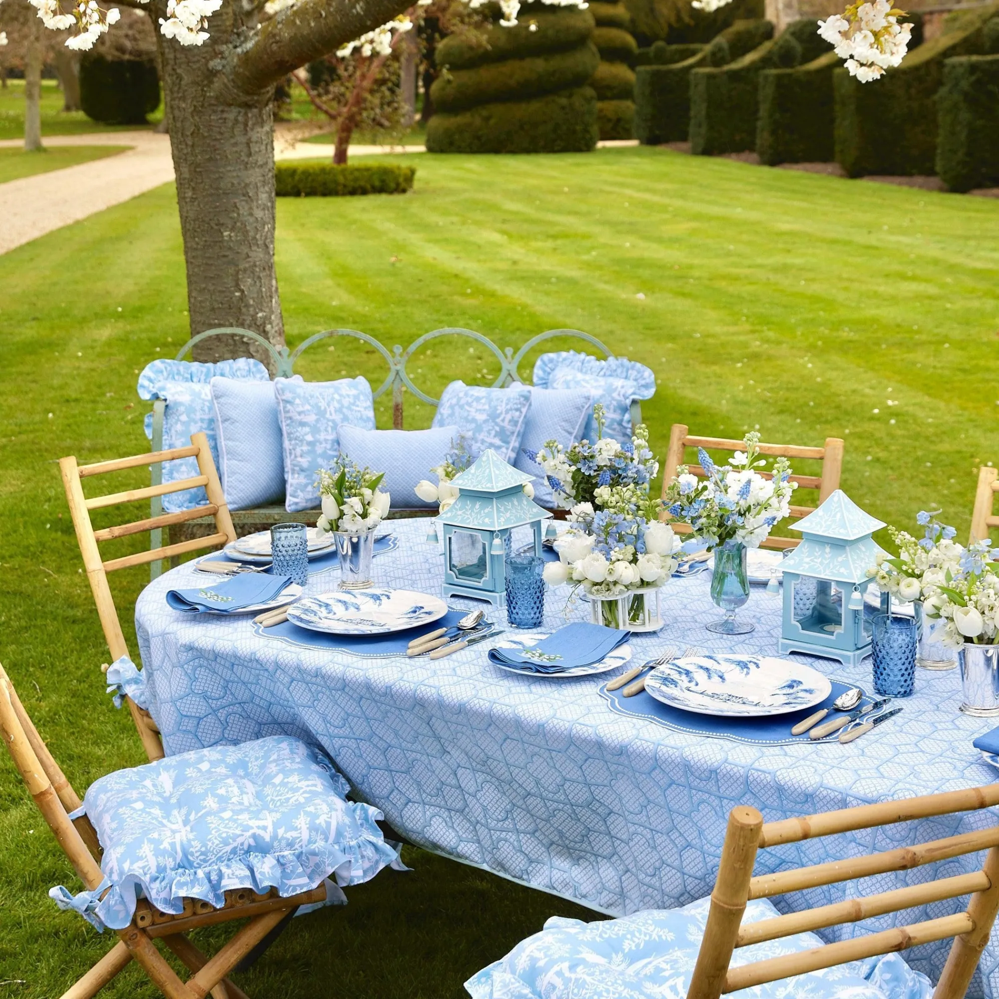 blue_fluted_vases_pair_12.webp Cheap Blue Fluted Vases (Pair) Vases