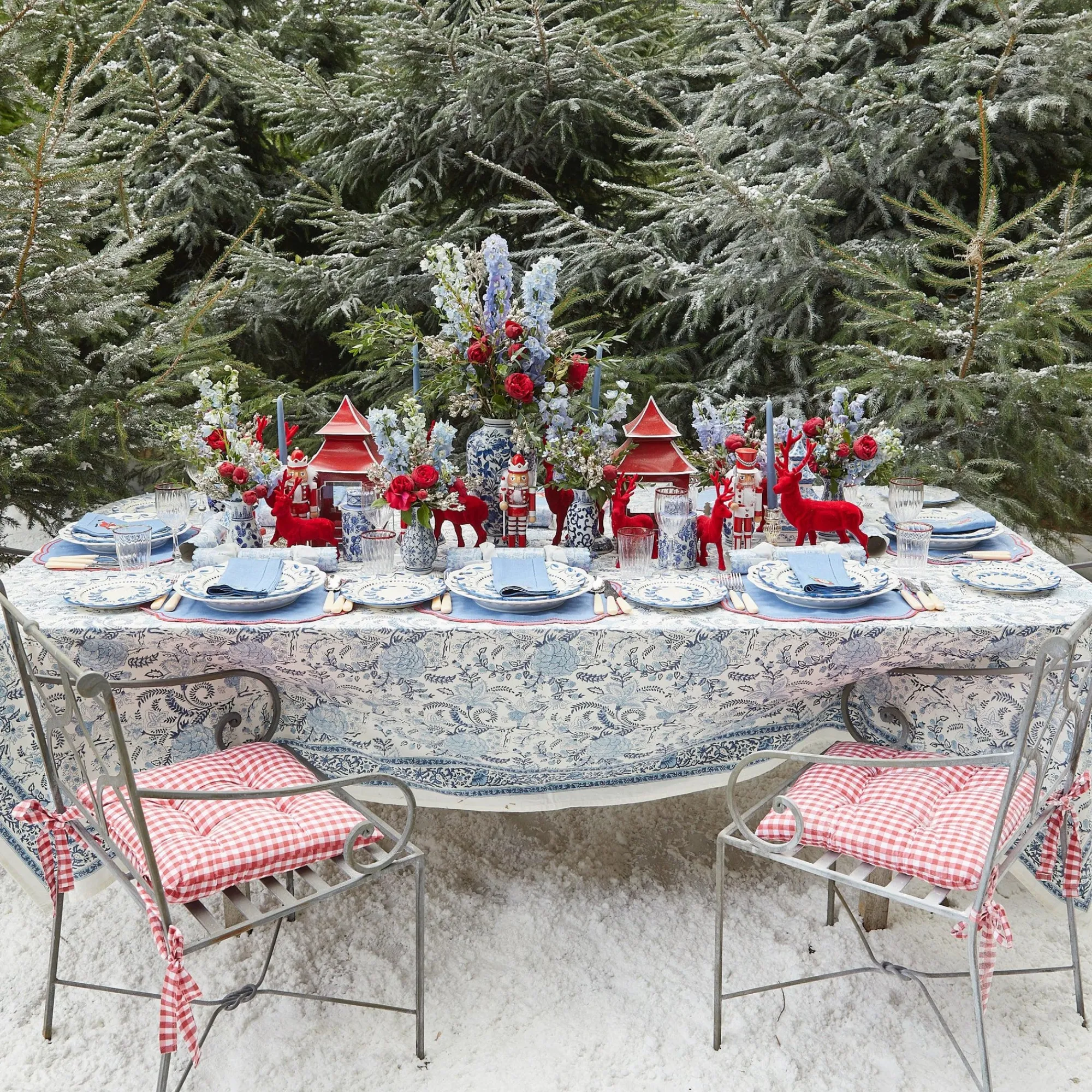 blue_hand_embroidered_fat_3.webp Cheap Blue Hand Embroidered Father Christmas Napkins (Set Of 4) Napkins