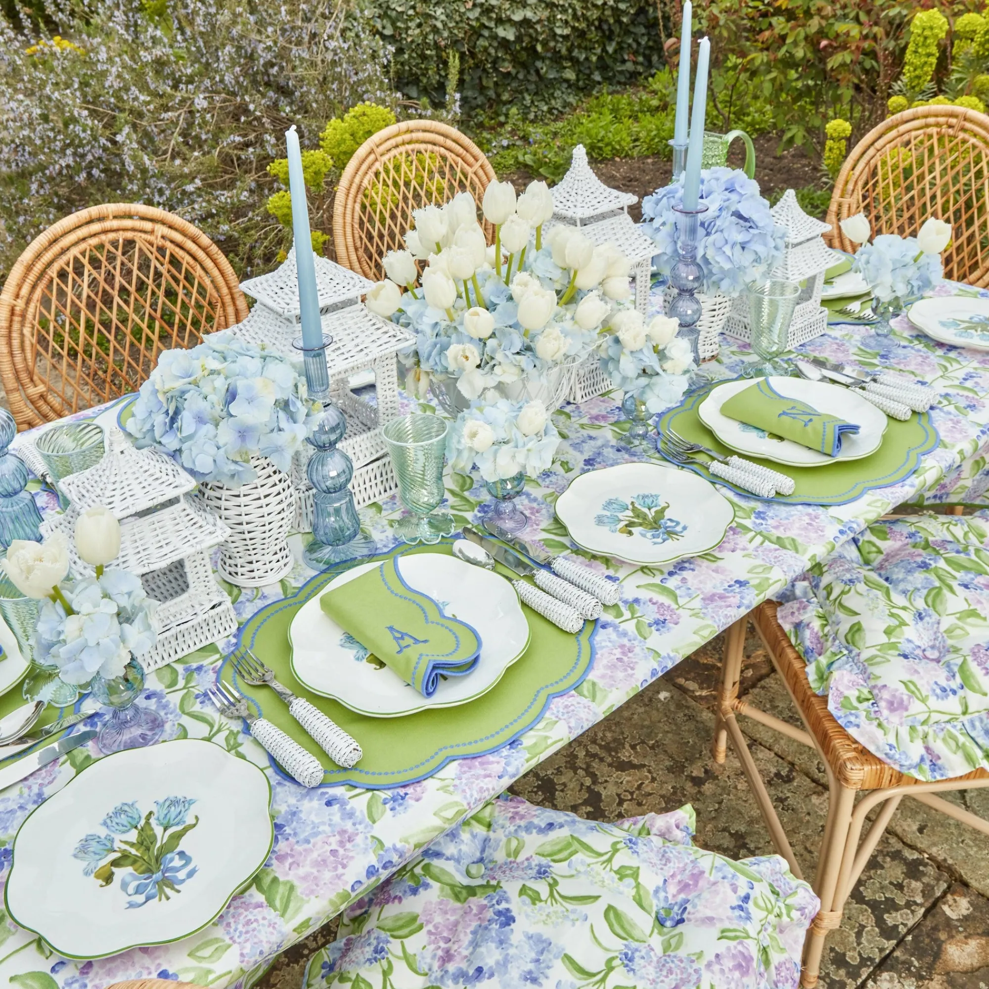 blue_hydrangea_seat_pad_c_10.webp Sale Blue Hydrangea Seat Pad Cushion Cushions