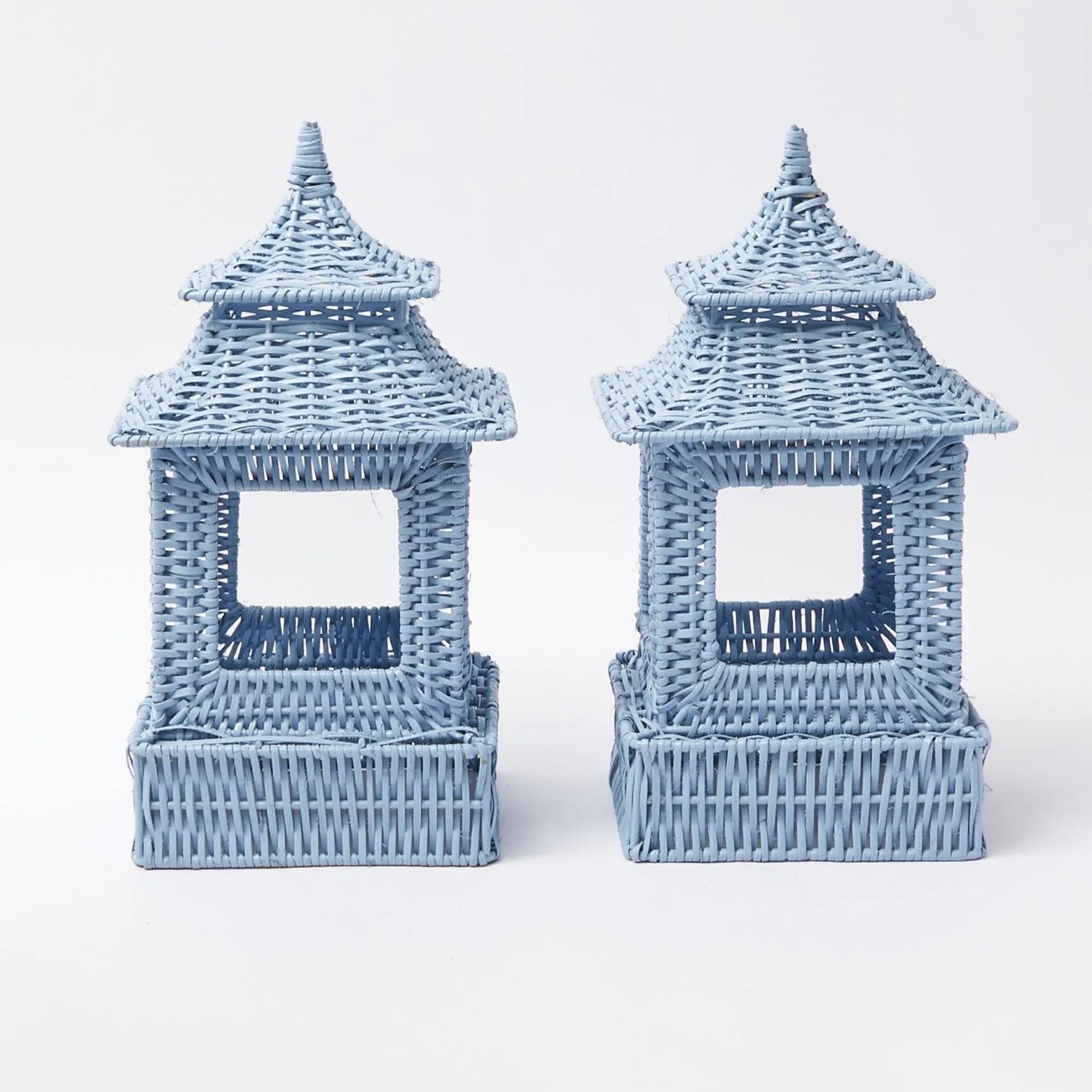 blue_rattan_pagoda_lanter_5-1.webp Hot Blue Rattan Pagoda Lantern Pagodas & Lanterns