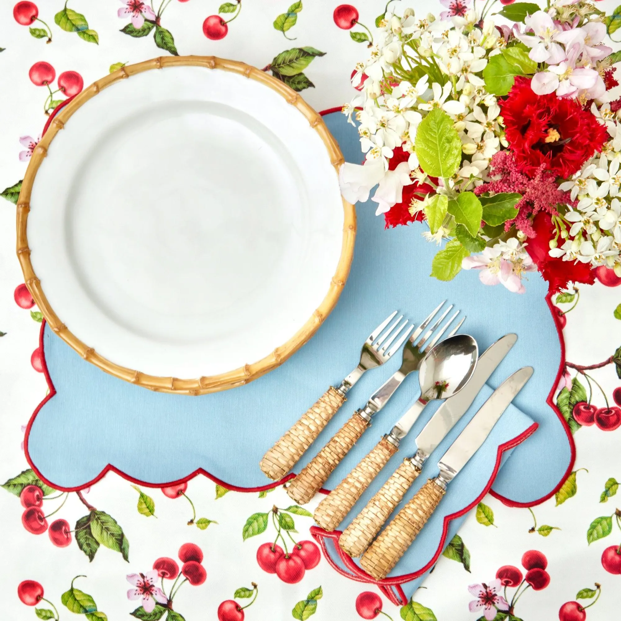 blue_with_red_scallop_pla_5-1.webp Cheap Blue With Red Scallop Placemat (Set Of 4) Placemats