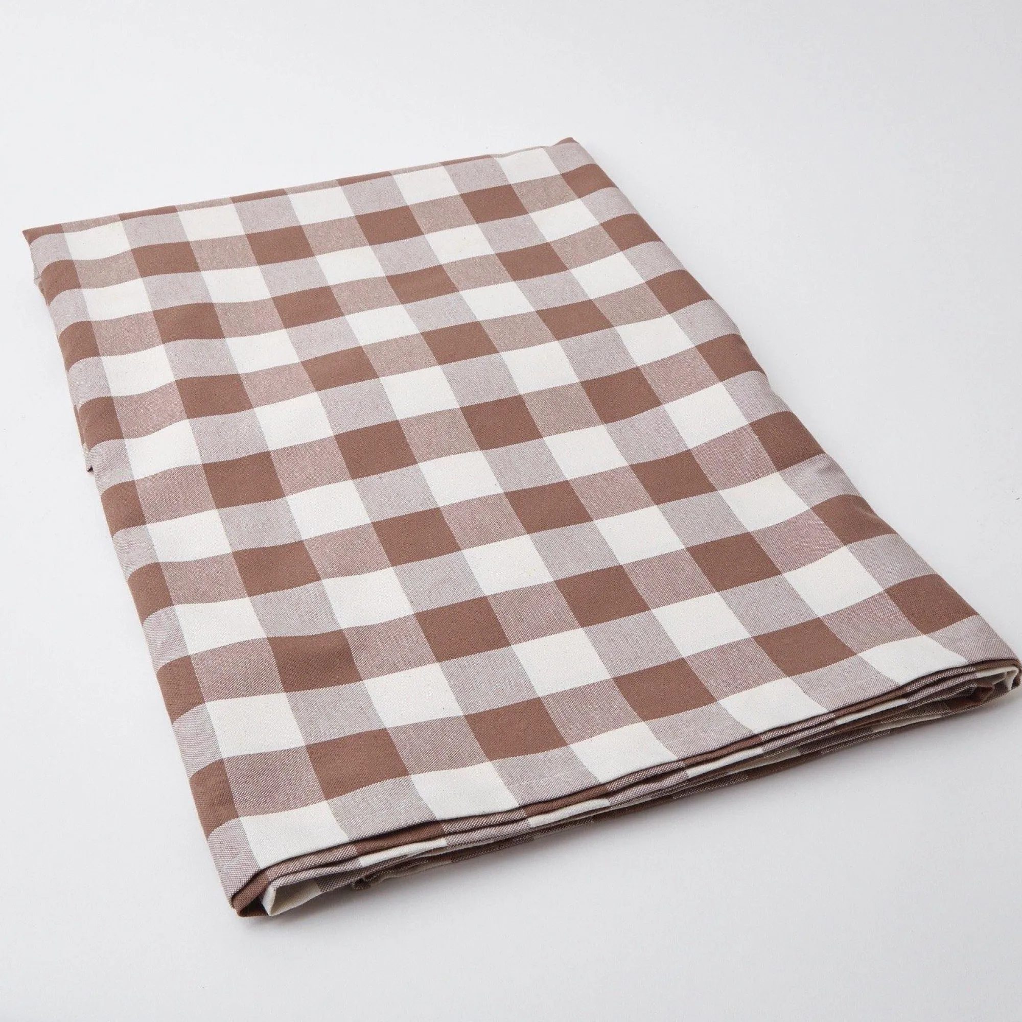 chocolate_gingham_tablecl_8.webp Discount Chocolate Gingham Tablecloth Tablecloths