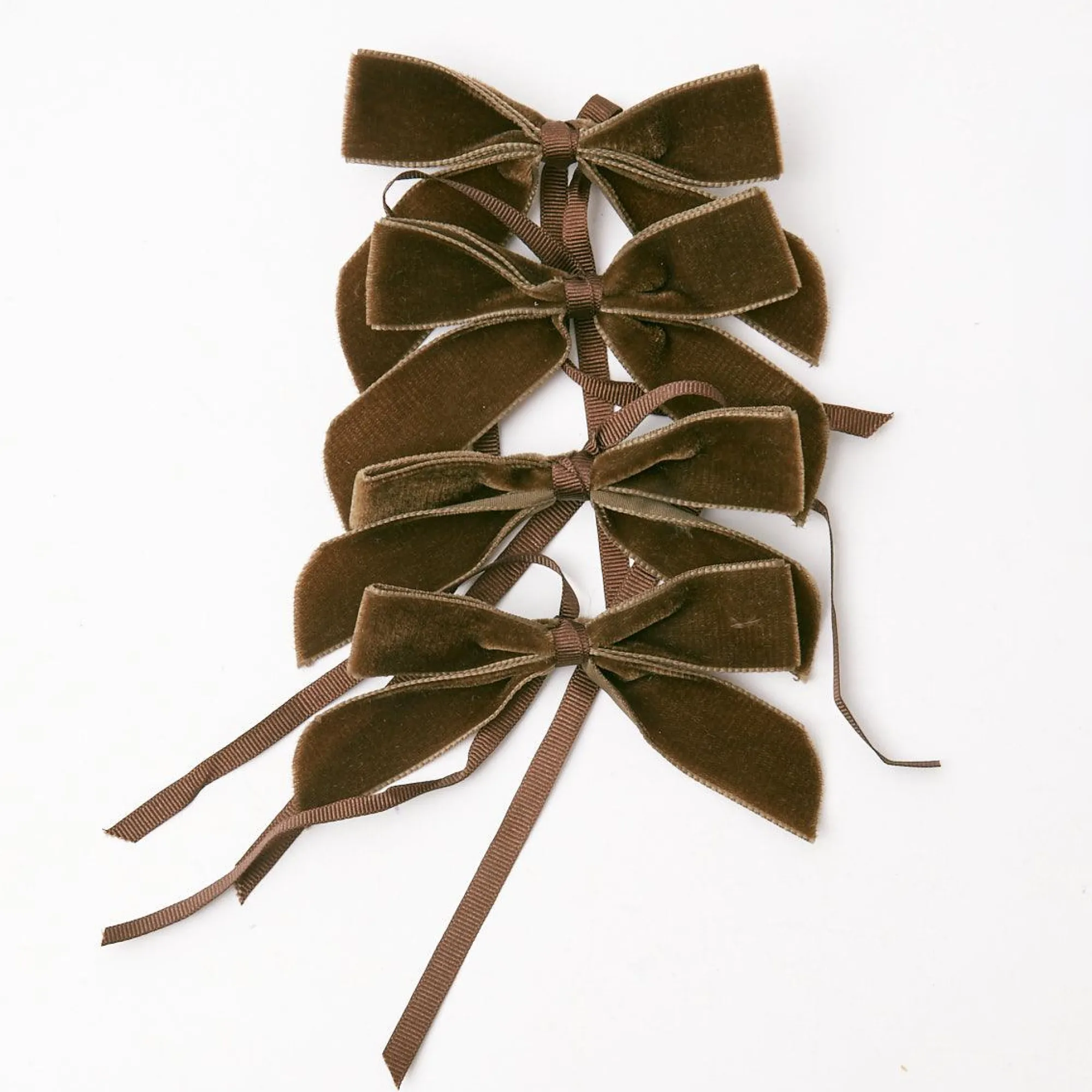 chocolate_velvet_mini_bow_0.webp Fashion Chocolate Velvet Mini Bows (Set Of 4) Napkin Rings, Bows & Wreaths