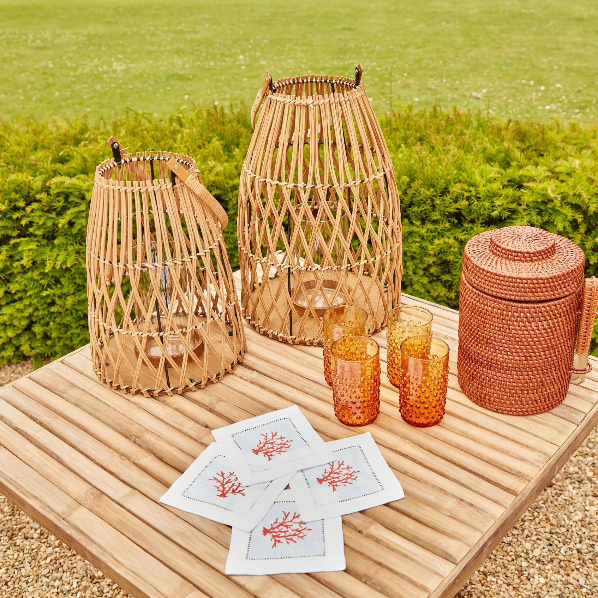 coral_linen_cocktail_napk_2.webp Fashion Coral Linen Cocktail Napkins (Set Of 4) Napkins