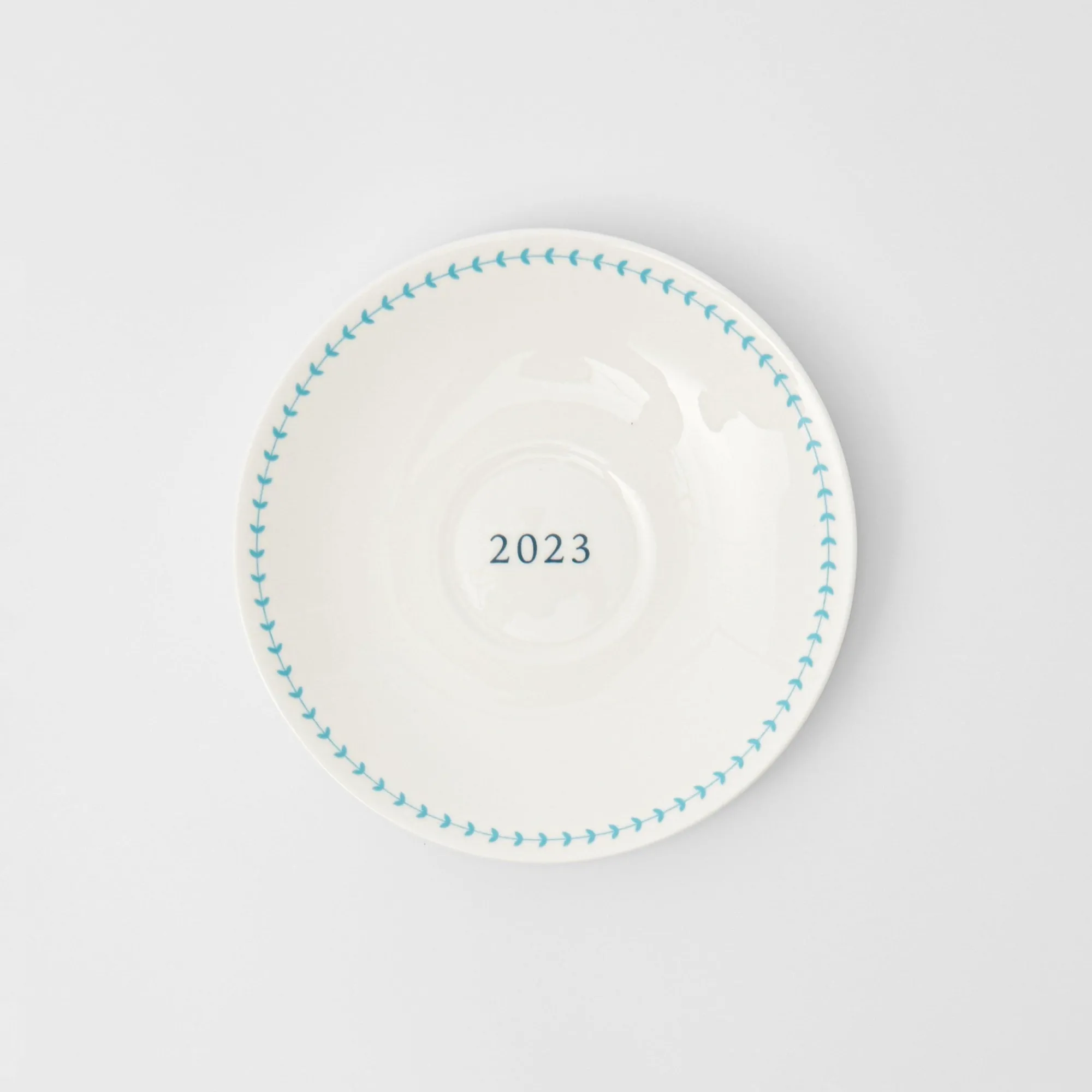 coronation_breakfast_cup__5-2.webp Shop Coronation Breakfast Cup & Saucer (Set Of 4) Crockery Sets