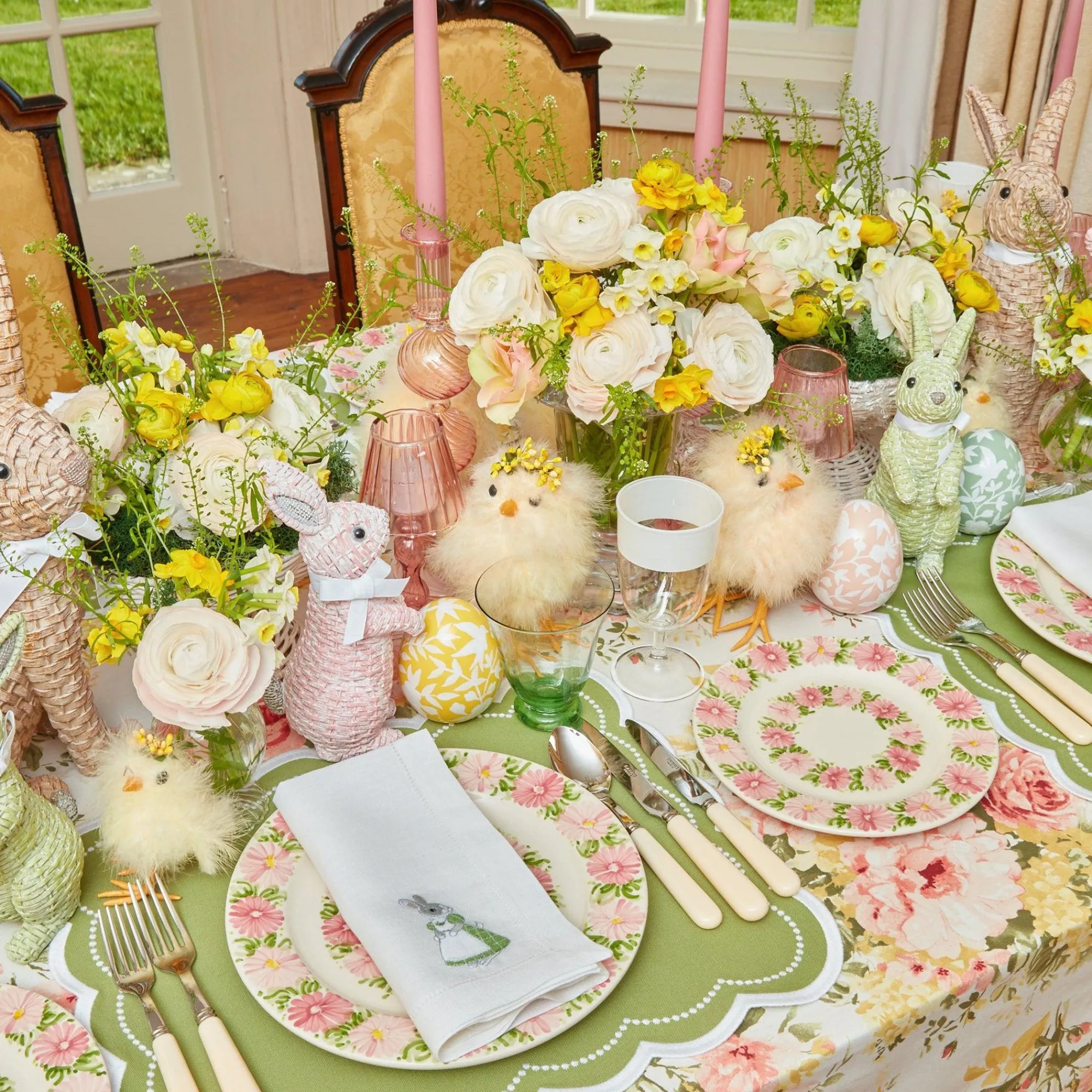 dahlia_garland_dinner__st_1-1.webp Discount Dahlia Garland Dinner & Starter Plates (Set Of 8) Starter Plates