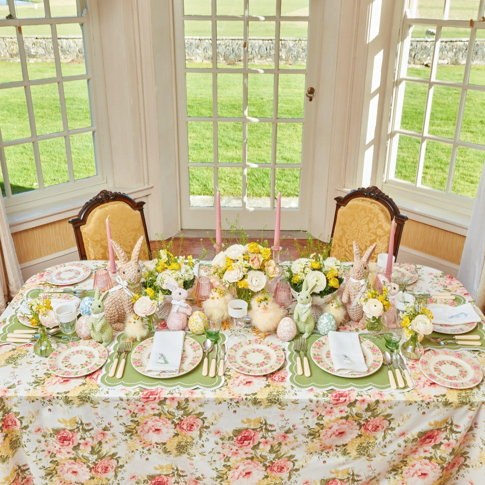 dahlia_garland_dinner_pla_3.webp Clearance Dahlia Garland Dinner Plate (Set Of 4) Crockery Sets