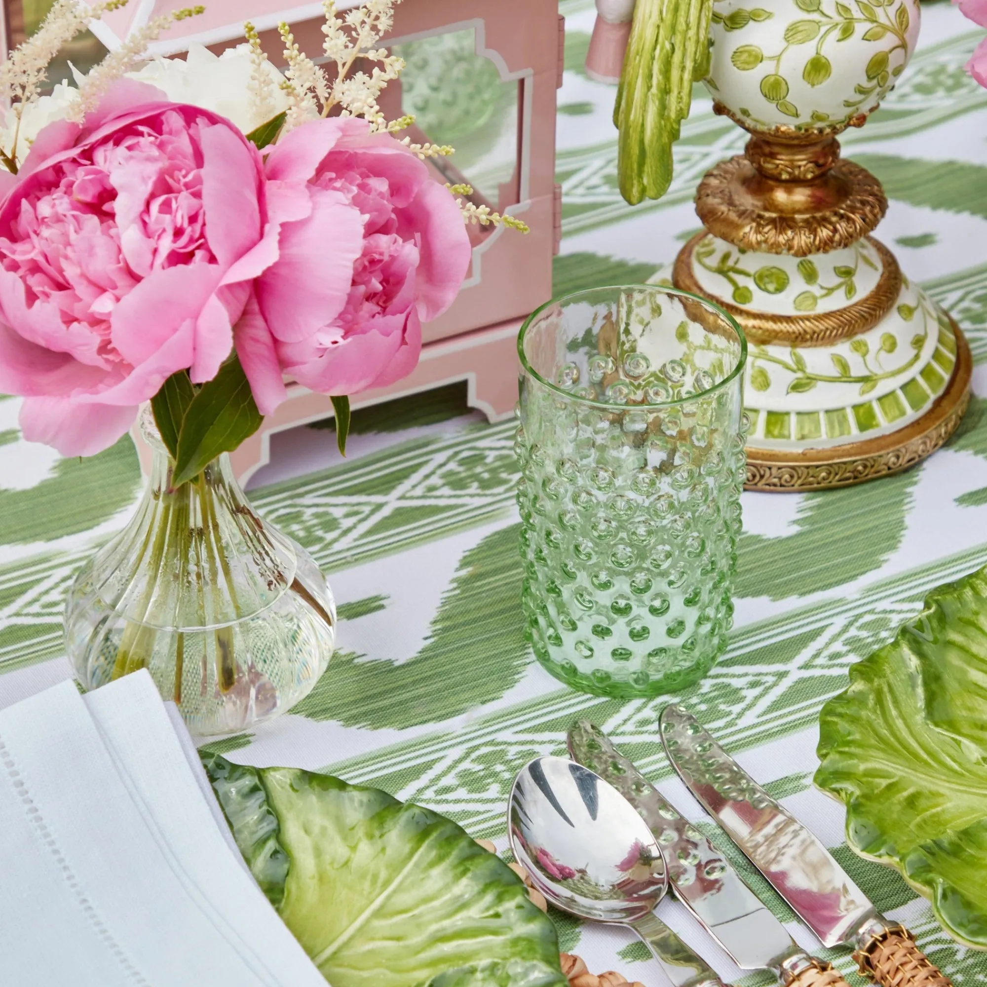 emerald_hobnail_jug_with__1.webp Discount Emerald Hobnail Jug With Rose Handle & Glasses (Set Of 6) Glasses