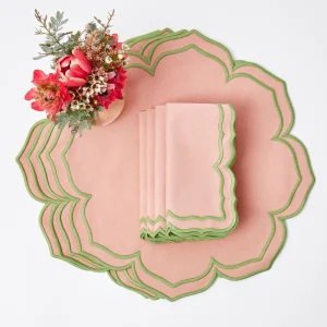 Hot Fleur Pink Napkins (Set Of 4) Napkins
