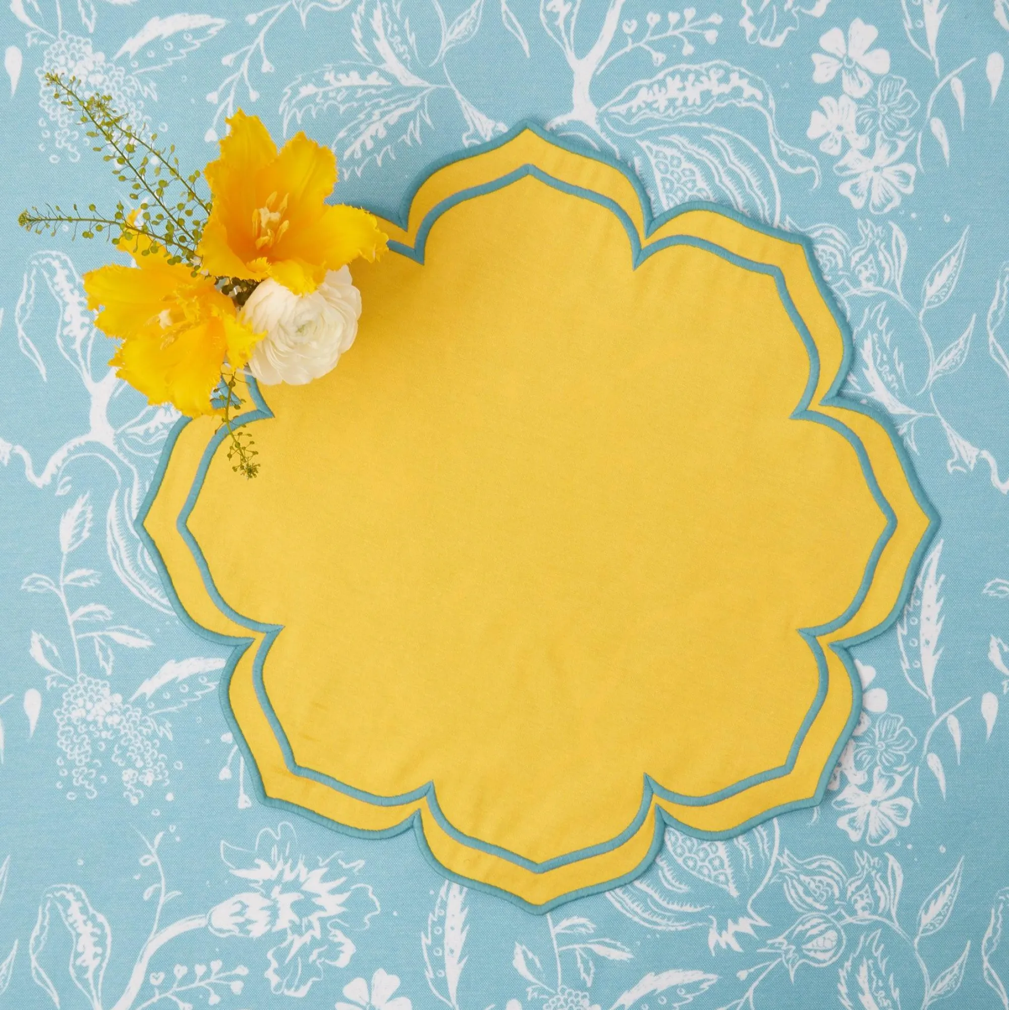 fleur_yellow_placemats_se_10.webp Hot Fleur Yellow Placemats (Set Of 4) Placemats