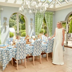 Cheap French Blue Garland Dinner Plates (Set Of 4) Crockery Sets