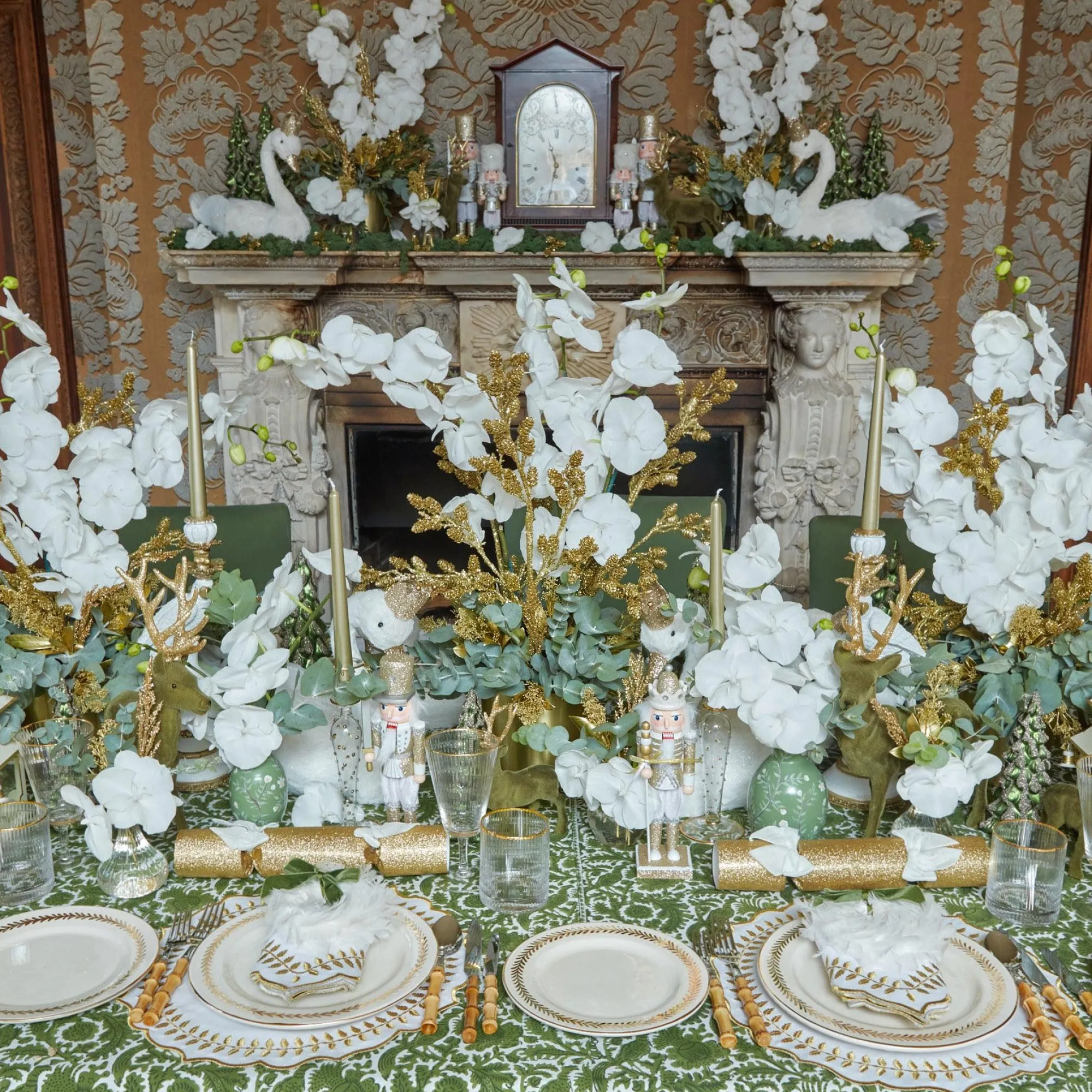 gold_garland_starter_plat_6-1.webp Clearance Gold Garland Starter Plates (Set Of 4) Starter Plates