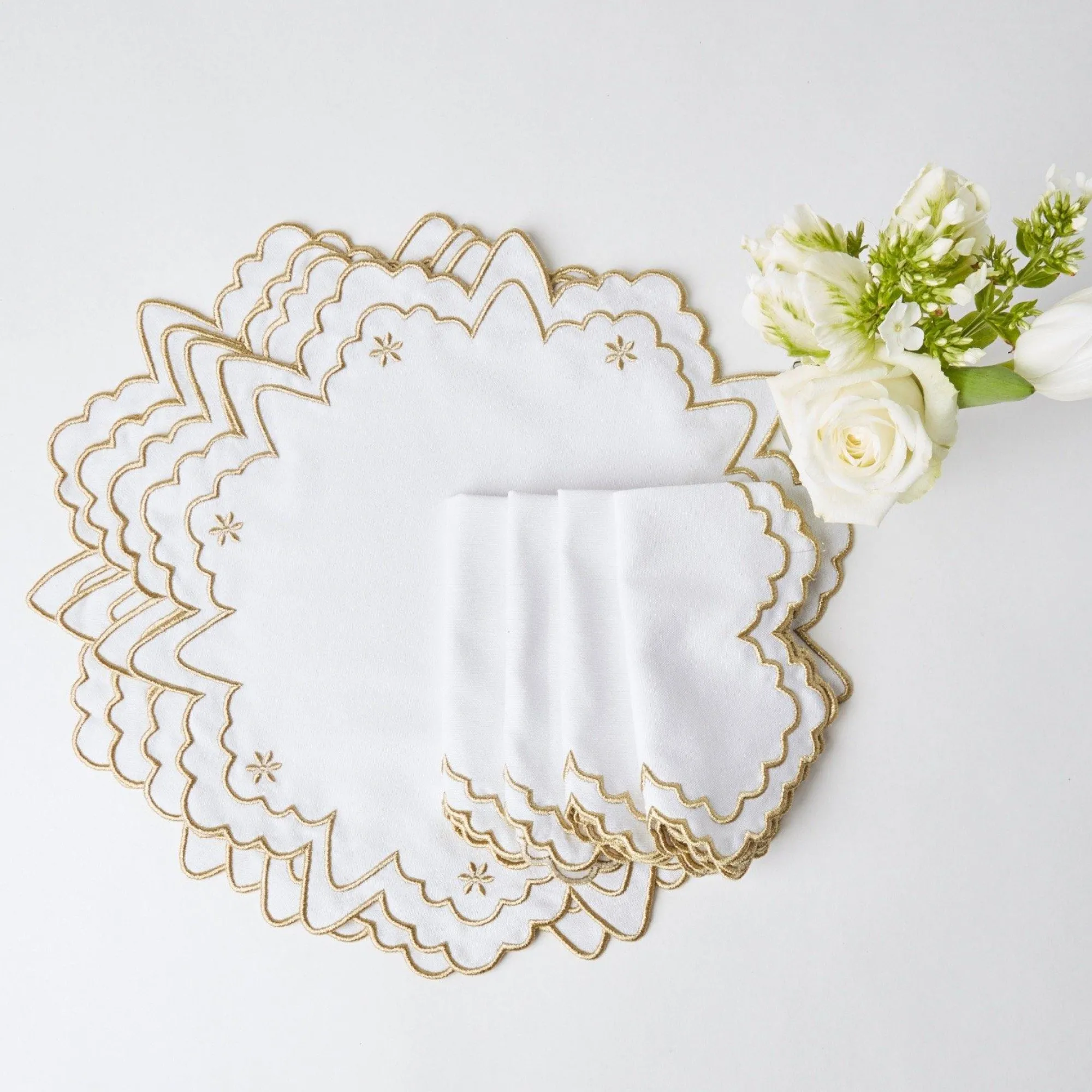gold_snowflake_napkins_se_5.webp Flash Sale Gold Snowflake Napkins (Set Of 4) Napkins