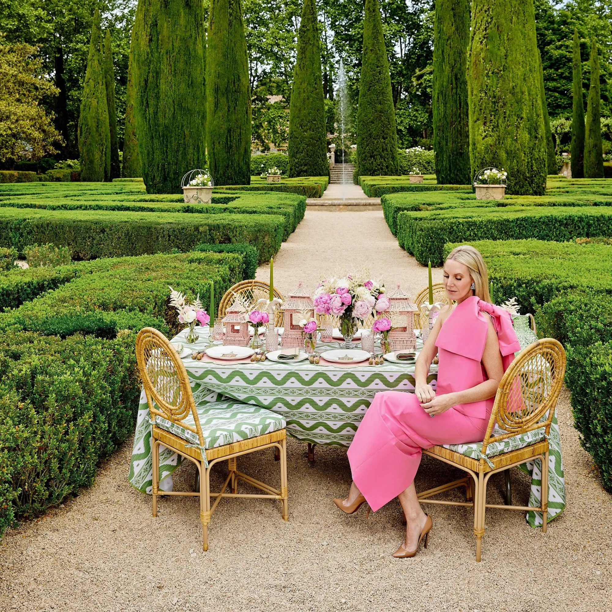 green_ikat__pink_fleur_li_1.webp Fashion Green Ikat & Pink Fleur Linen Set Table Linen Sets