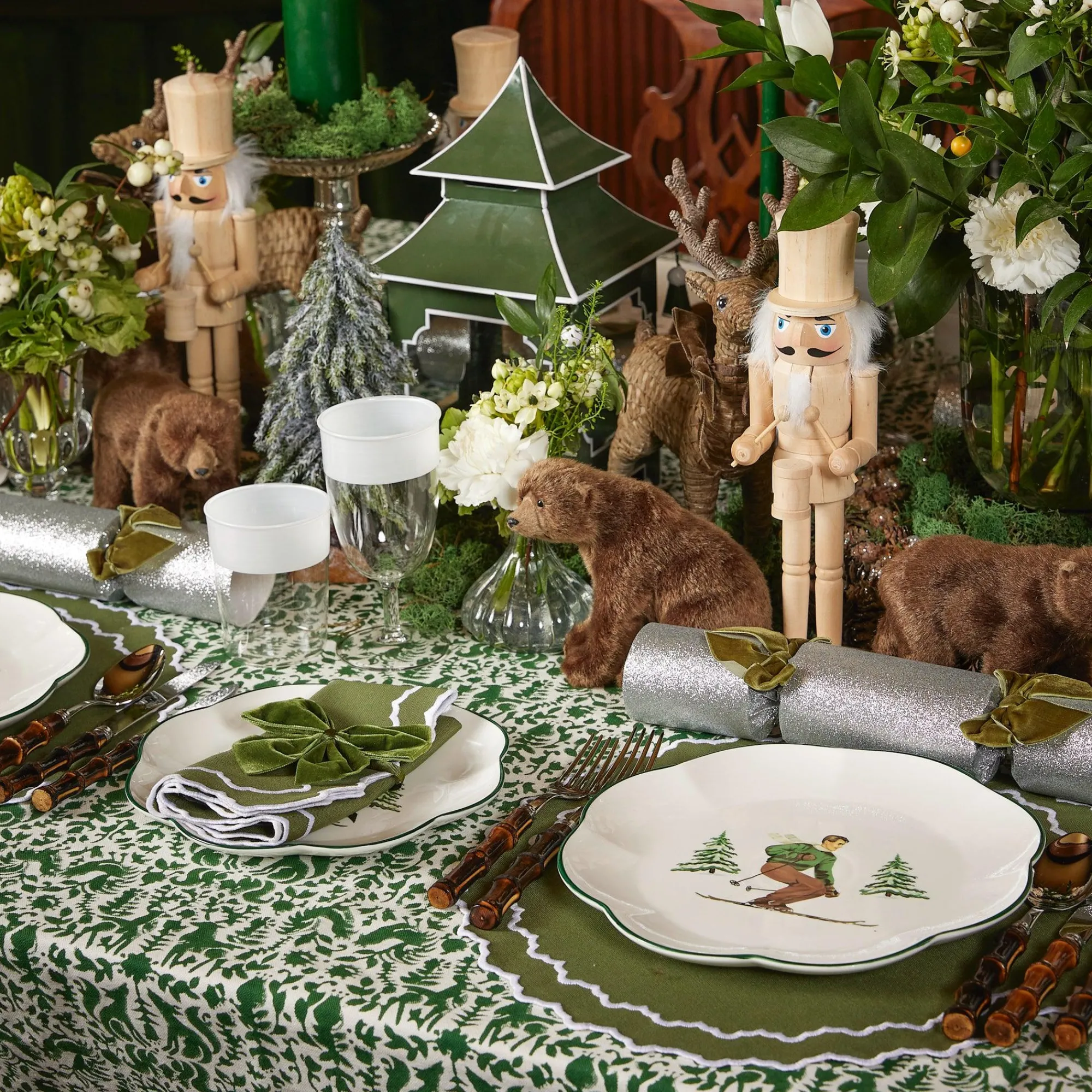 heidi__hans_skier_dinner__14-1.webp Hot Heidi & Hans Skier Dinner Plate (Set Of 4) Dinner Plates