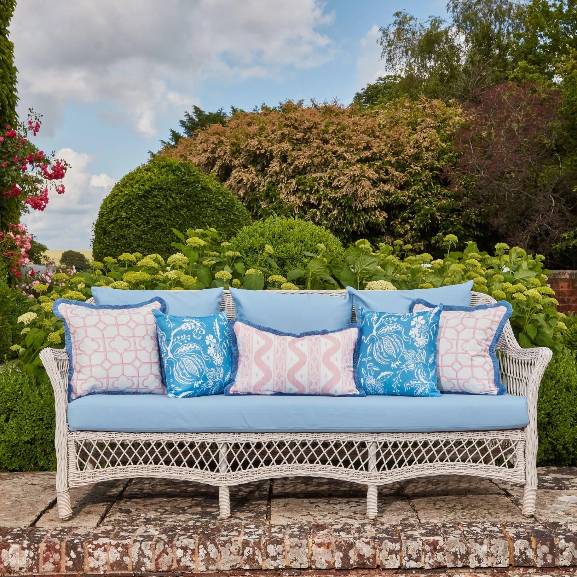 ikat_stripe_fabric_4.webp Store Ikat Stripe Fabric Serena Fresson Fabrics