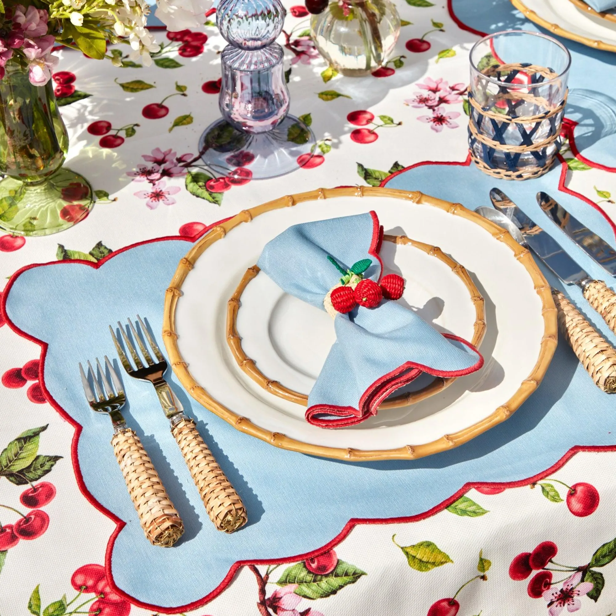 ink_raffia_water_glasses__11.webp Shop Ink Raffia Water Glasses (Set Of 4) Glasses