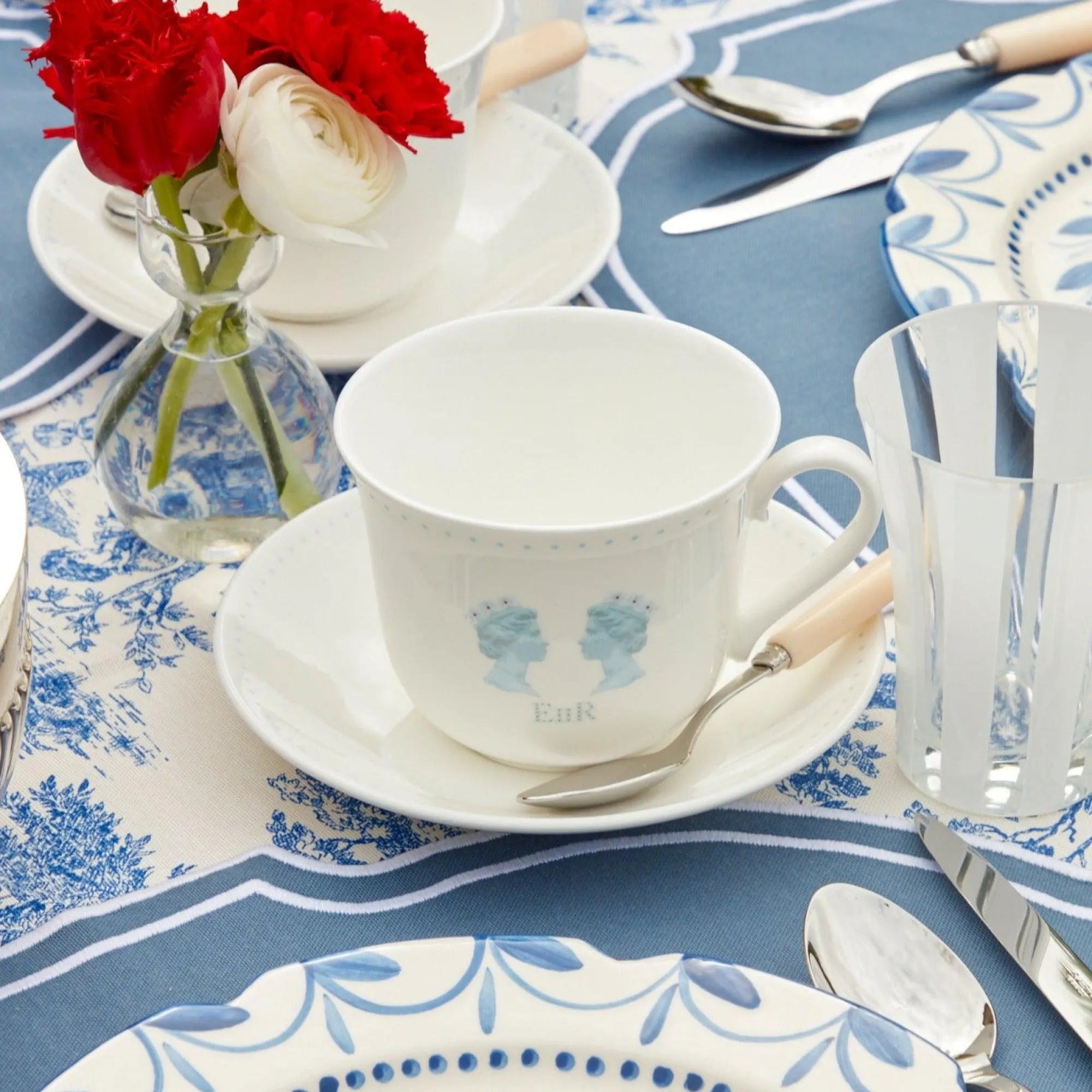 jubilee_breakfast_cup__sa_8.webp Outlet Jubilee Breakfast Cup & Saucer Teaware