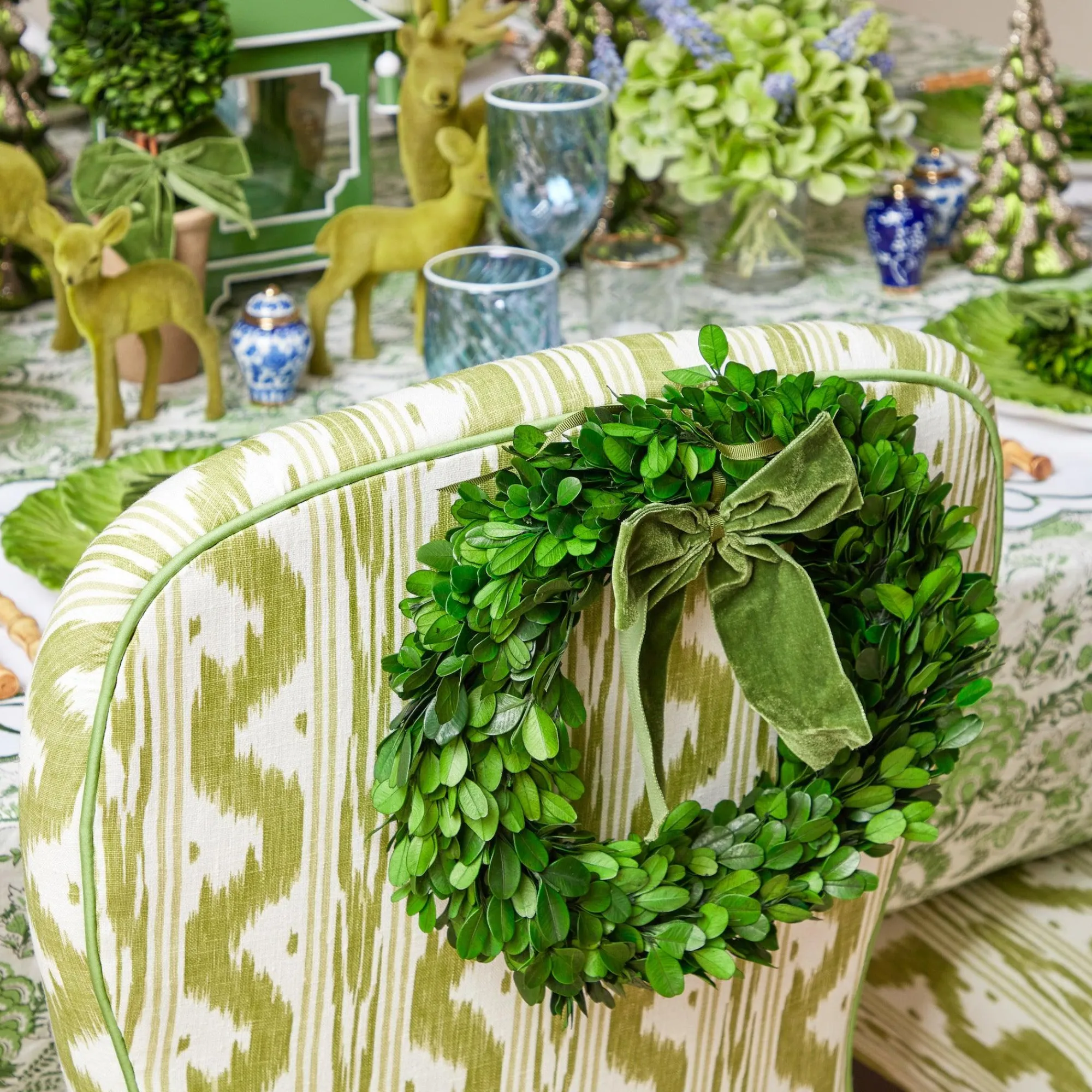 large_forest_green_velvet_4.webp Shop Large Forest Green Velvet Bow Napkin Rings, Bows & Wreaths