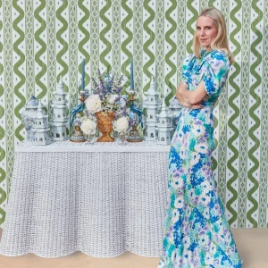 Clearance Large White Porcelain Pagoda Pagodas & Lanterns