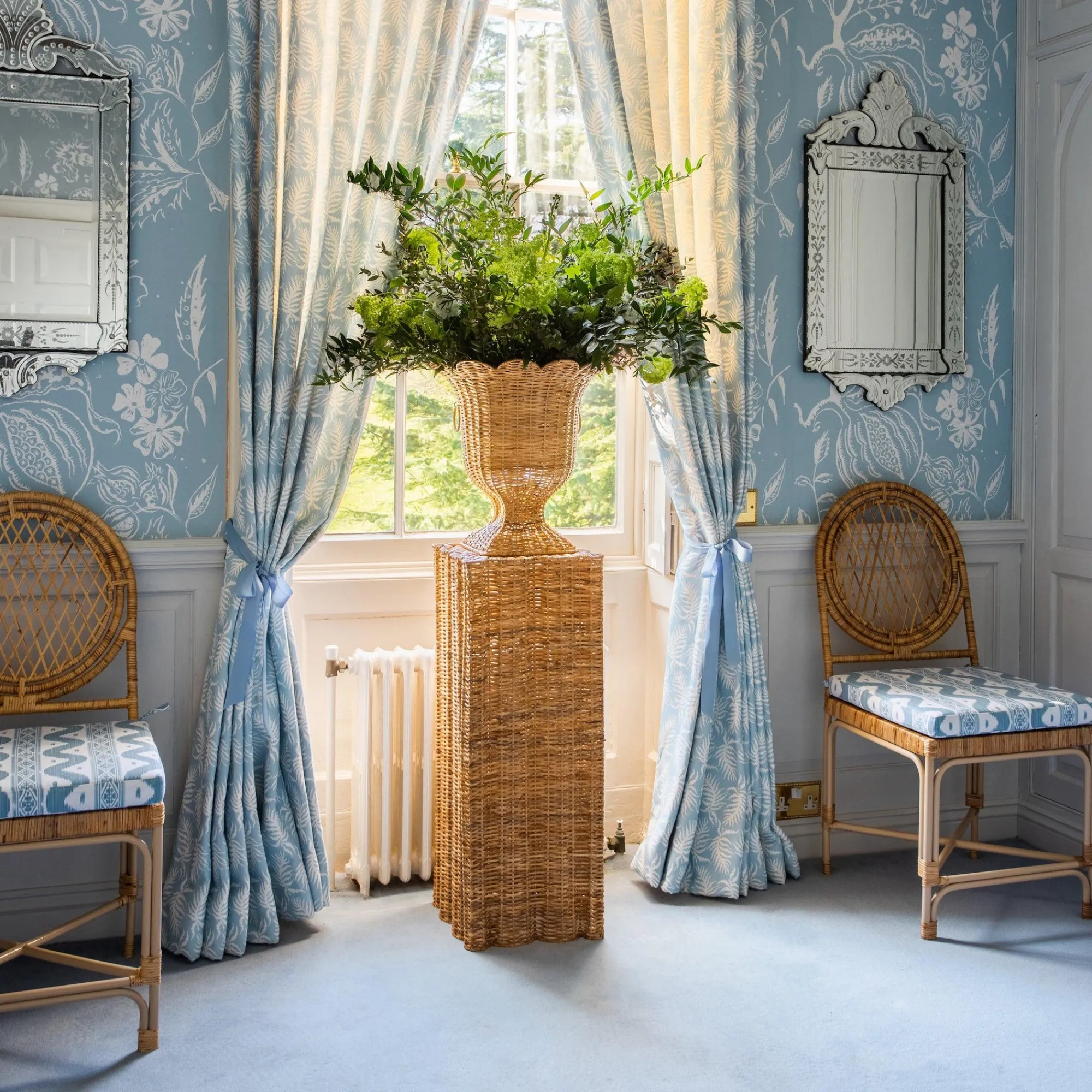 liliana_scalloped_rattan__3-3.webp New Liliana Scalloped Rattan Pedestal And Urn Rattan Furniture