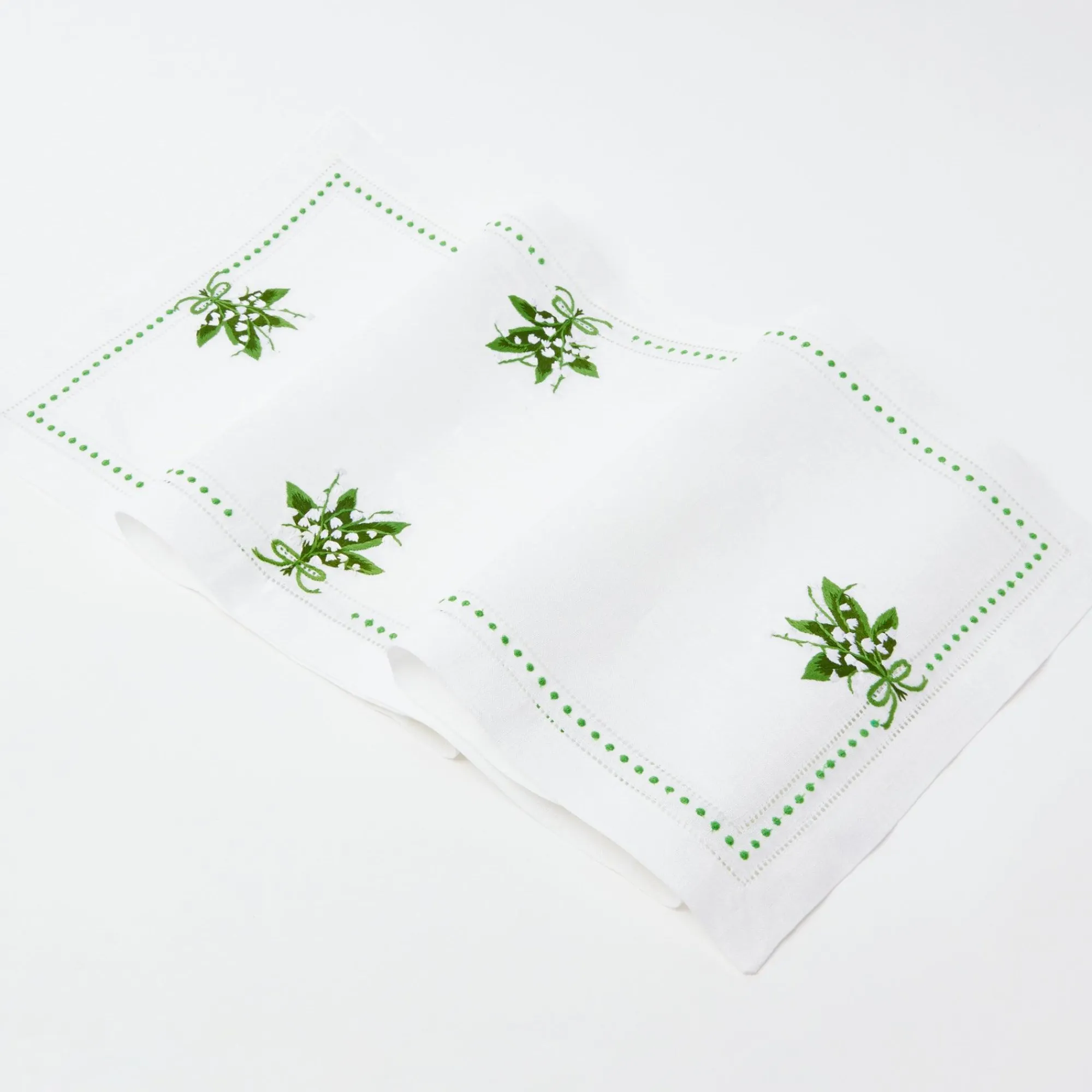 lily_of_the_valley_table__12.webp Discount Lily Of The Valley Table Runner Tablecloths