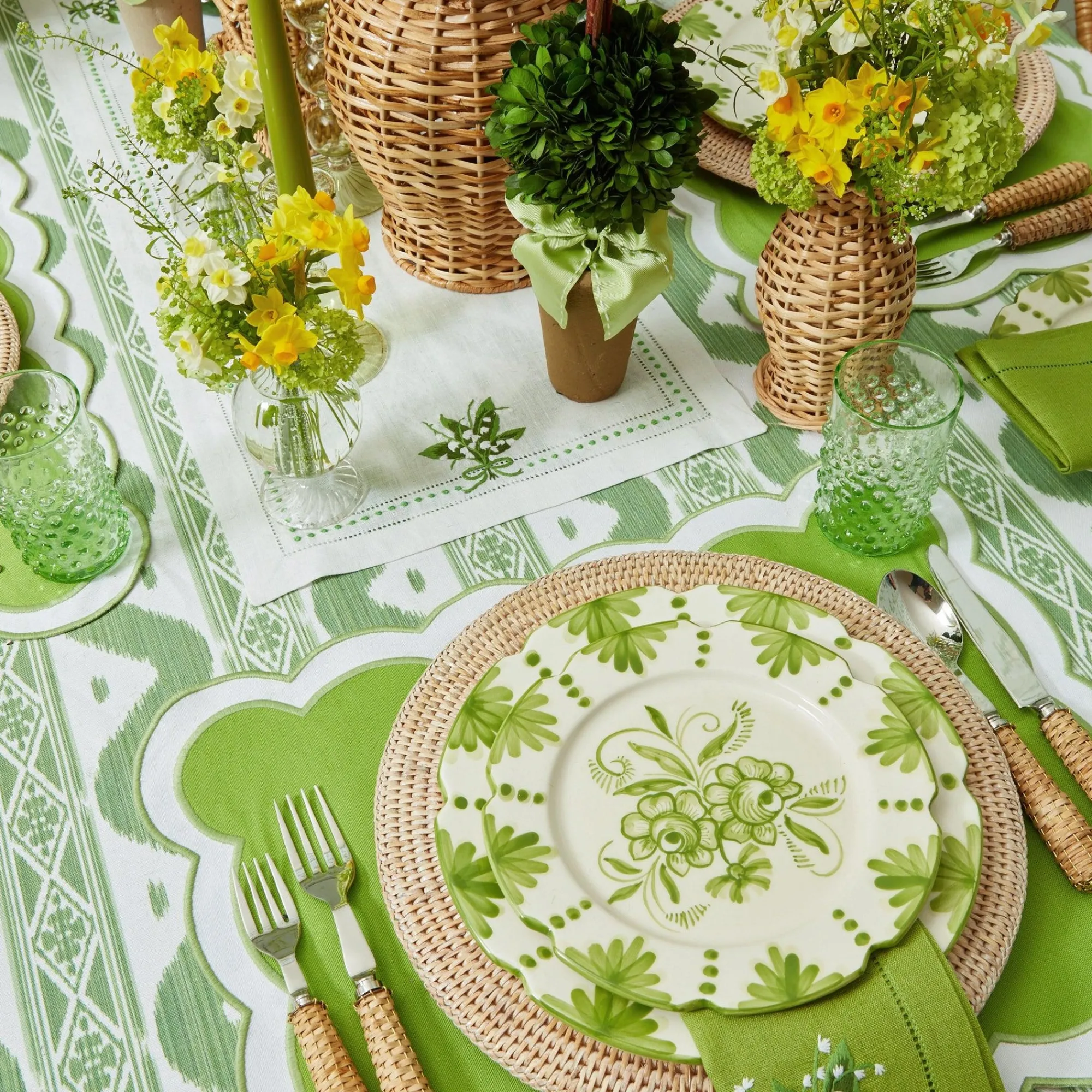 lily_of_the_valley_table__14.webp Discount Lily Of The Valley Table Runner Tablecloths