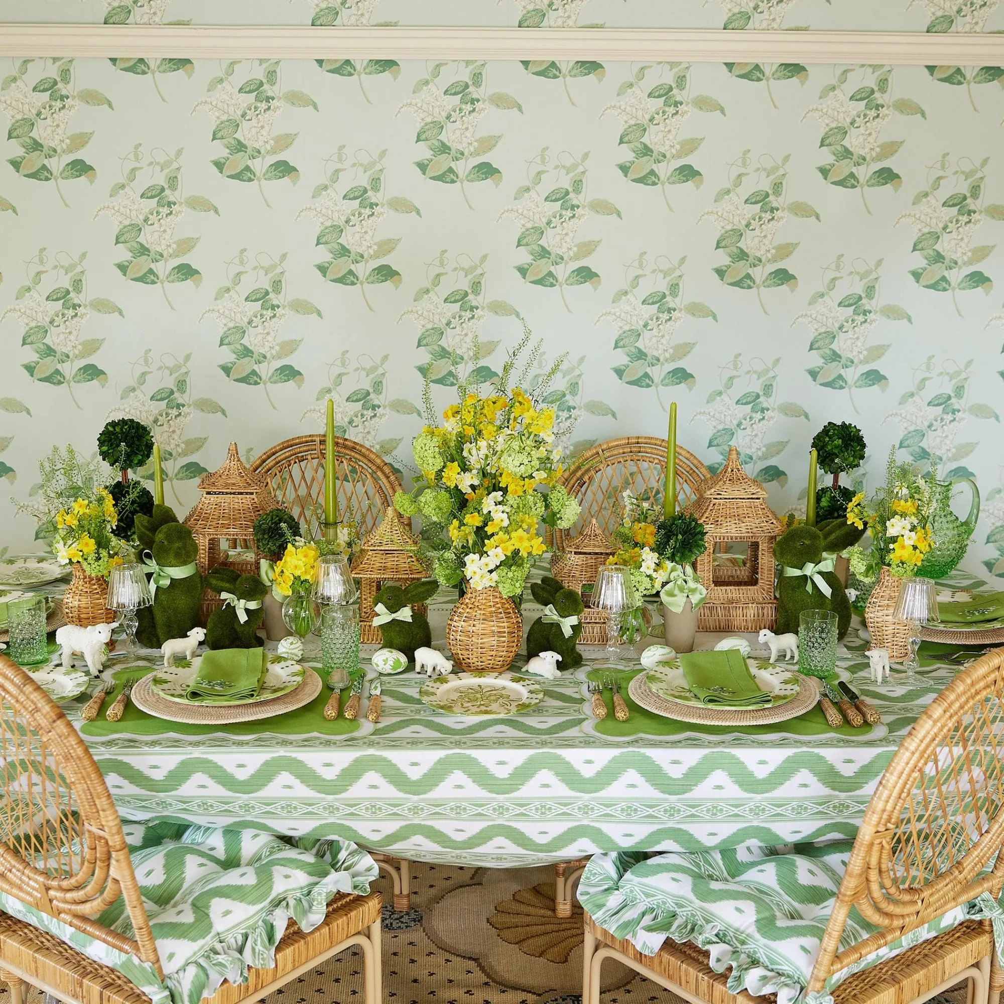 lily_of_the_valley_table__5.webp Discount Lily Of The Valley Table Runner Tablecloths