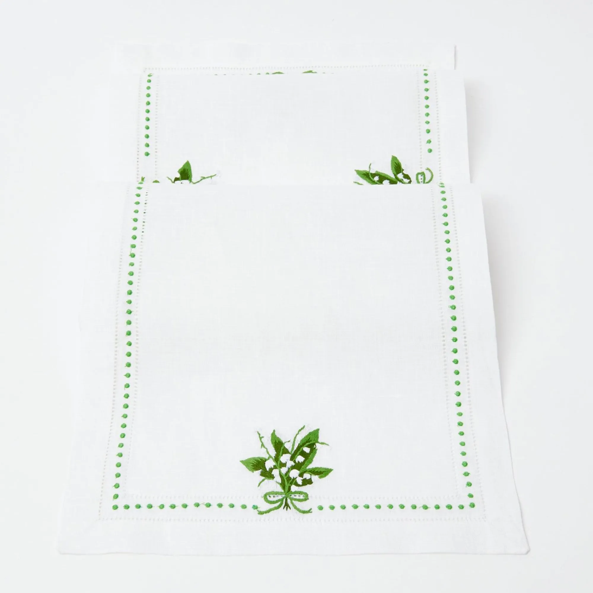 lily_of_the_valley_table__8.webp Discount Lily Of The Valley Table Runner Tablecloths