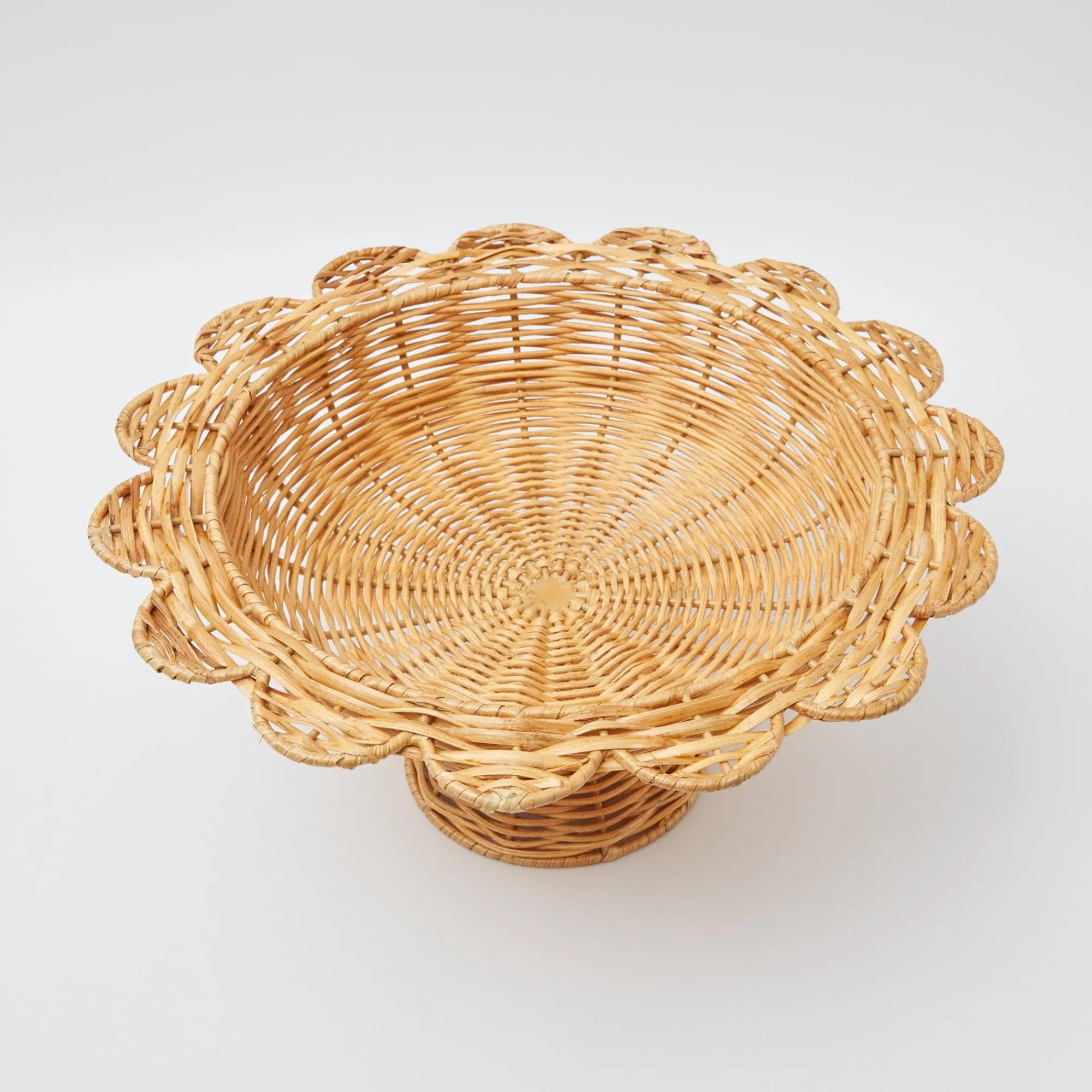 luciana_rattan_scalloped__5.webp Flash Sale Luciana Rattan Scalloped Bowl Rattan Tableware