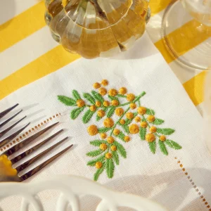 New Mimosa White Linen Placemats & Napkins (Set Of 4) Table Linen Sets