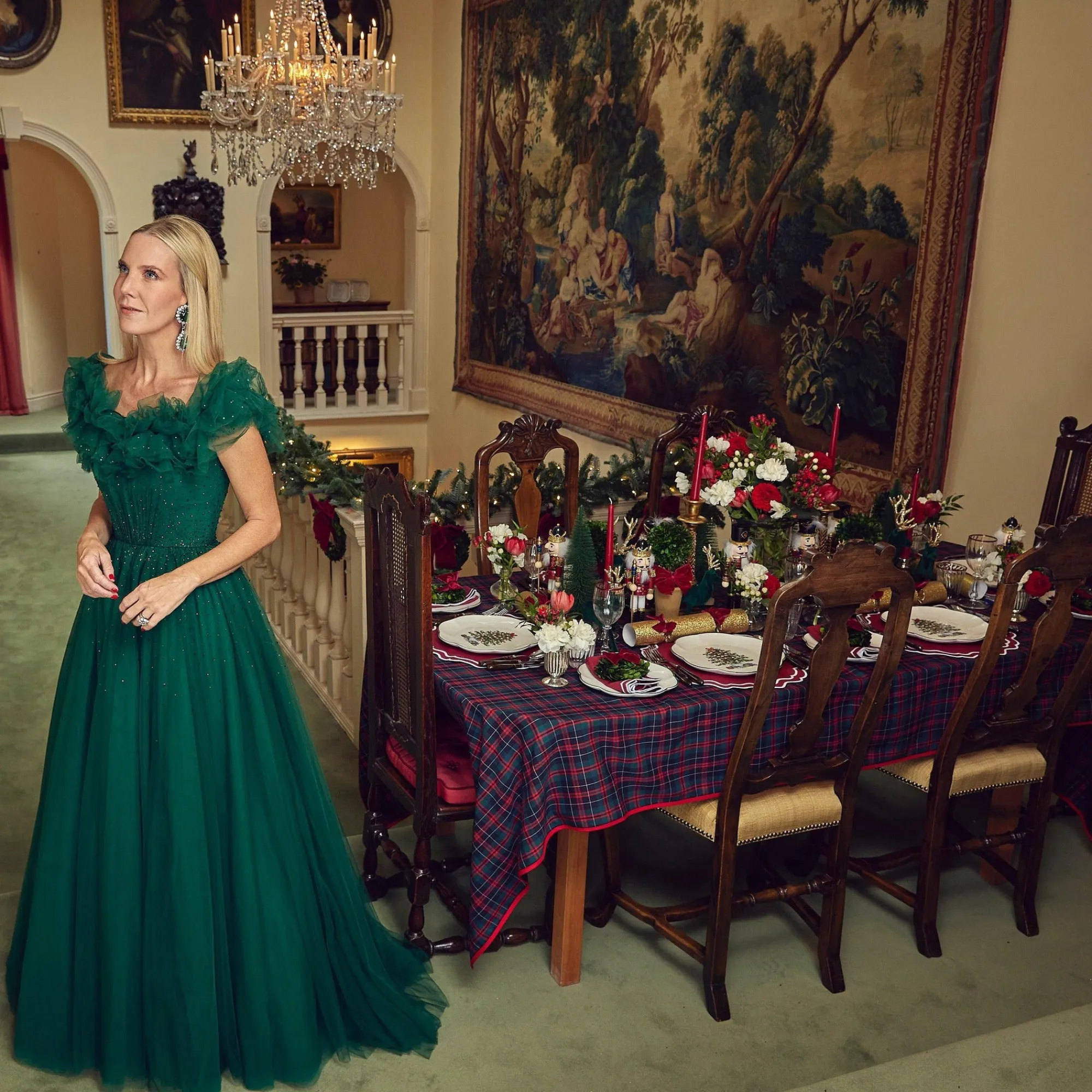 mrs_alice_christmas_tree__3-1.webp Outlet Christmas Tree Starter Plate (Set Of 4) Crockery Sets