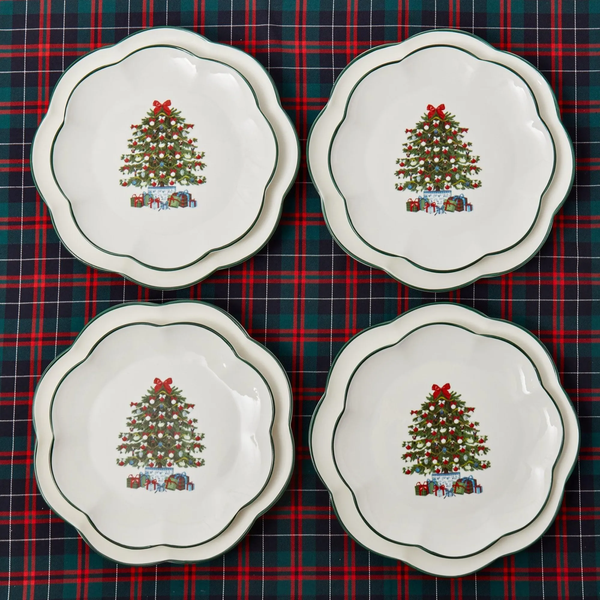 mrs_alice_christmas_tree__6-1.webp Outlet Christmas Tree Starter Plate (Set Of 4) Crockery Sets