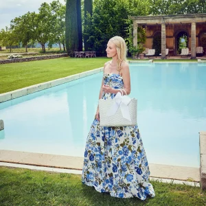 Flash Sale White Rattan Tote Bag (Blue Bow) Women Mrs. Alice Tote Bags