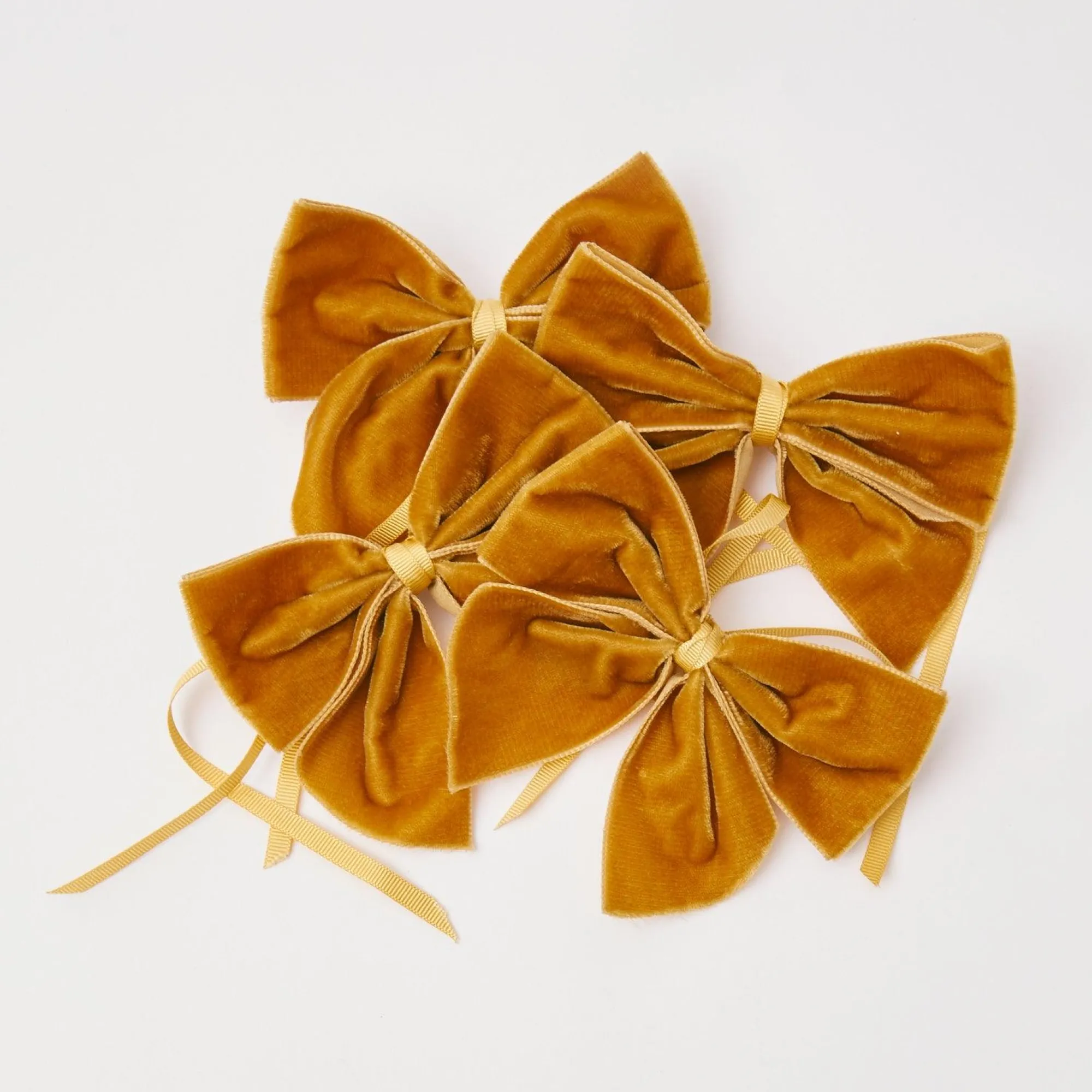 mustard_velvet_napkin_bow_7.webp New Mustard Velvet Napkin Bows (Set Of 4) Napkin Rings, Bows & Wreaths