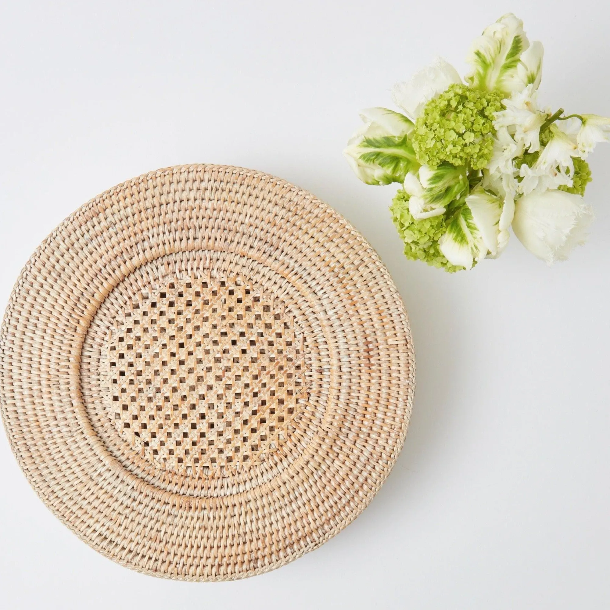 natural_rattan_charger_pl_15.webp Clearance Natural Rattan Charger Plates (Set Of 4) Rattan Tableware