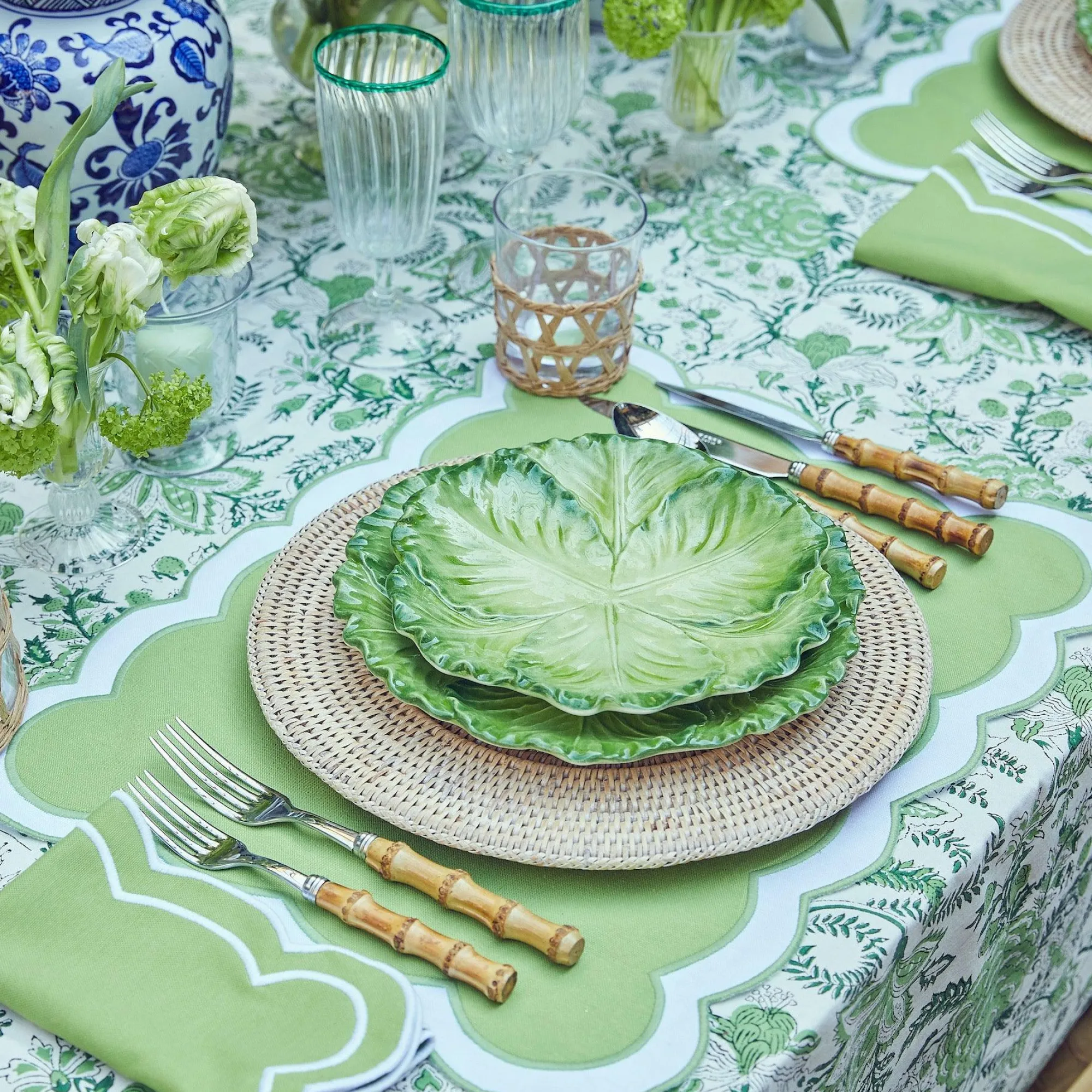 natural_rattan_charger_pl_25.webp Clearance Natural Rattan Charger Plates (Set Of 4) Rattan Tableware