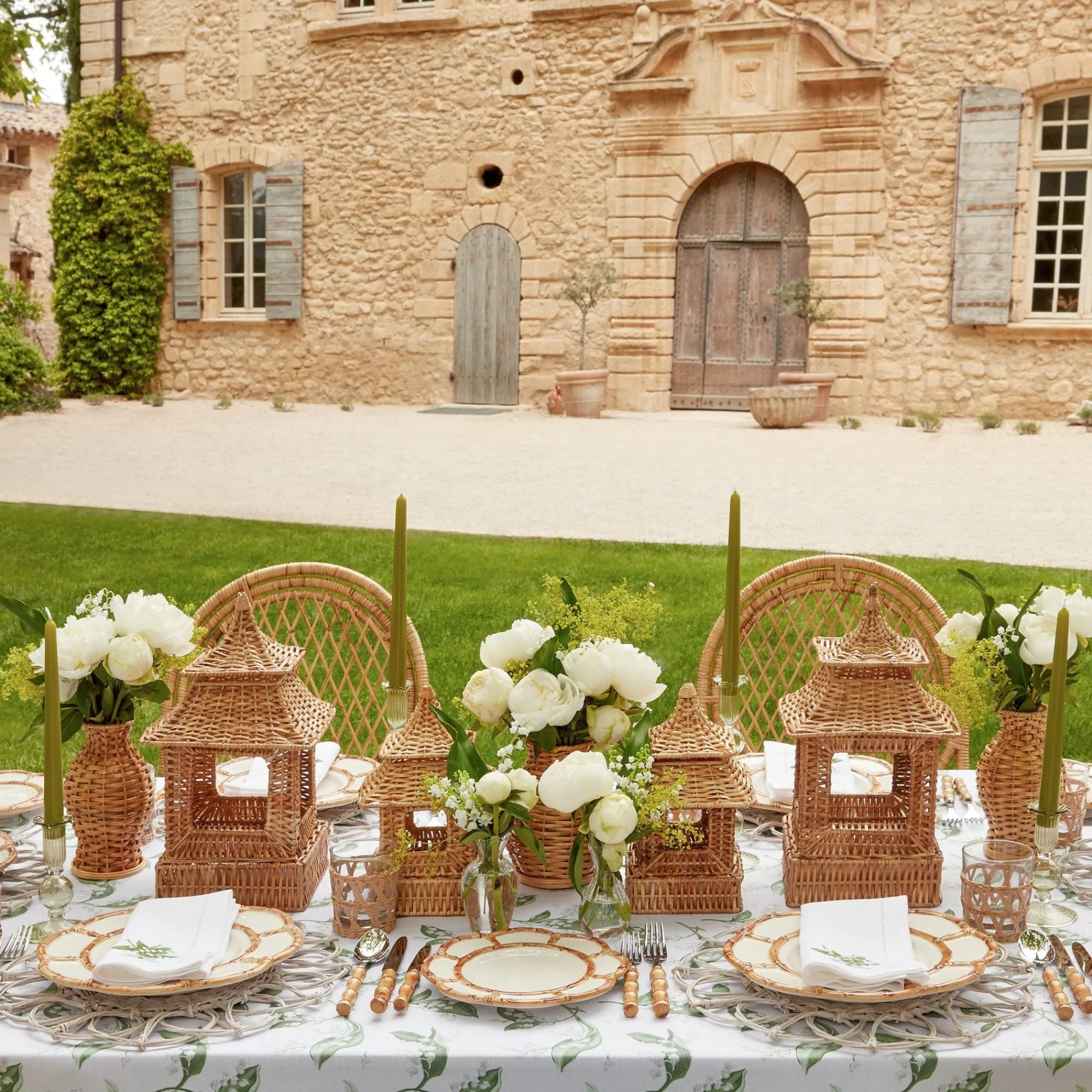 natural_rattan_pagoda_dec_1.webp Clearance Natural Rattan Pagoda Decoration Set Rattan Tableware