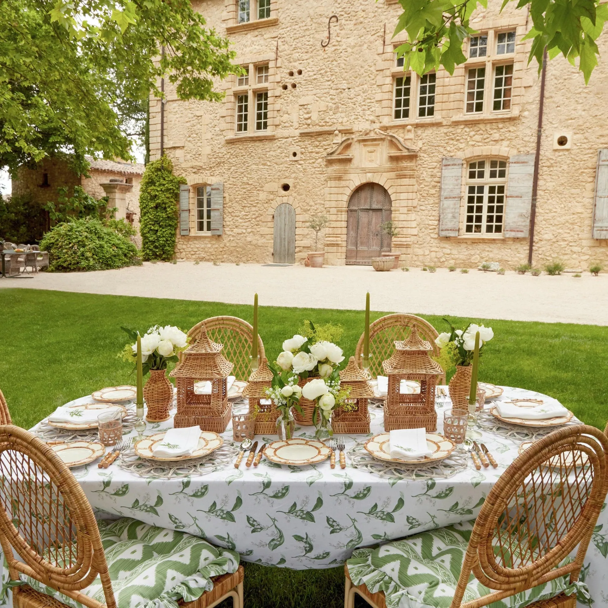 natural_rattan_pagoda_dec_3-1.webp Discount Natural Rattan Pagoda Decoration Set Decoration Sets