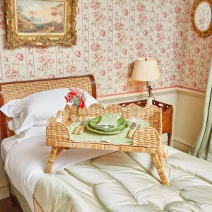 Fashion Natural Scalloped Rattan Breakfast Tray Trays & Liners