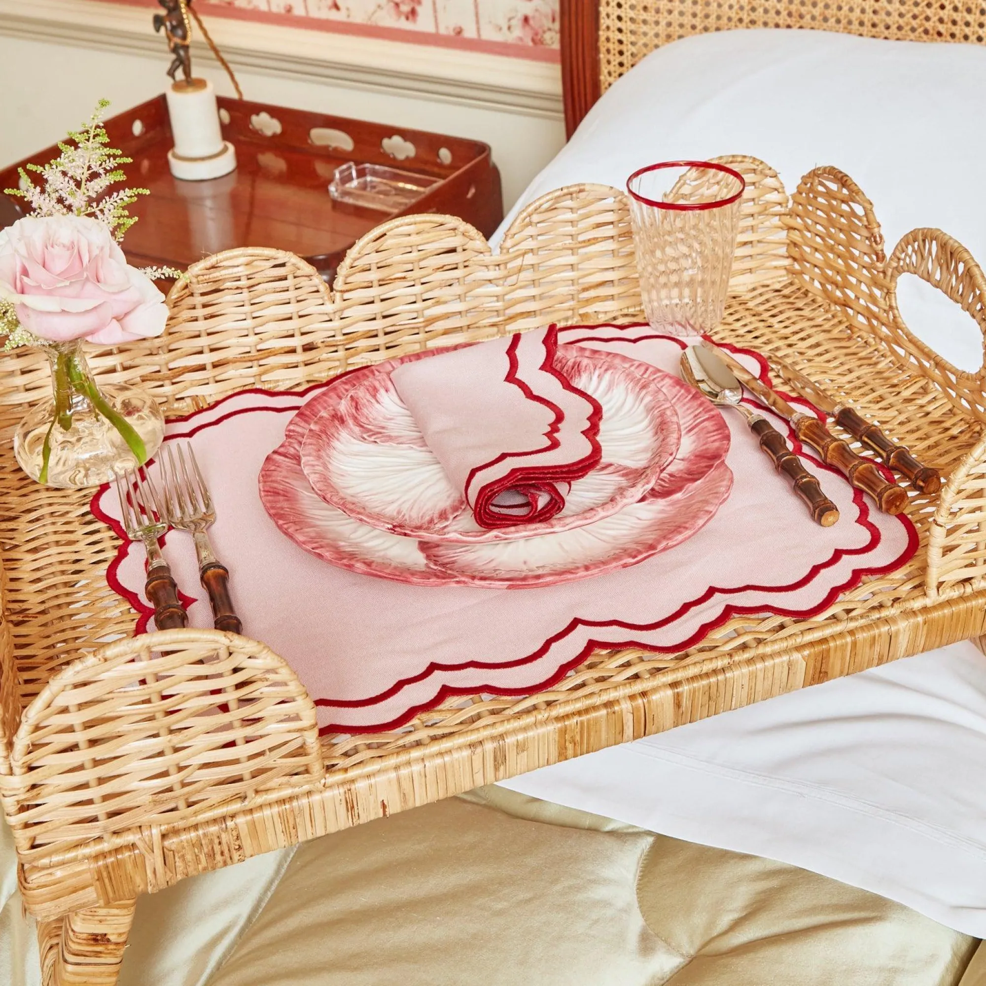 natural_scalloped_rattan__2-3.webp Store Natural Scalloped Rattan Breakfast Tray Rattan Tableware