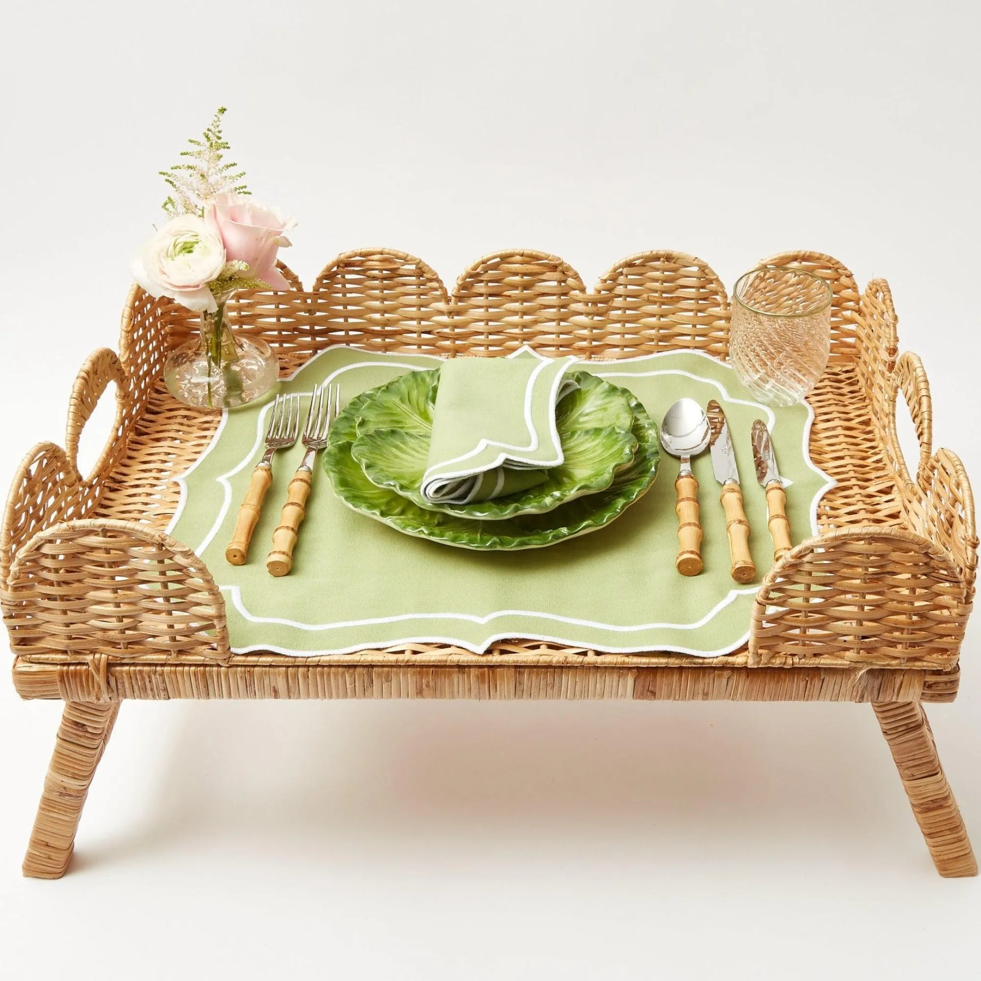 natural_scalloped_rattan__7-3.webp Store Natural Scalloped Rattan Breakfast Tray Rattan Tableware