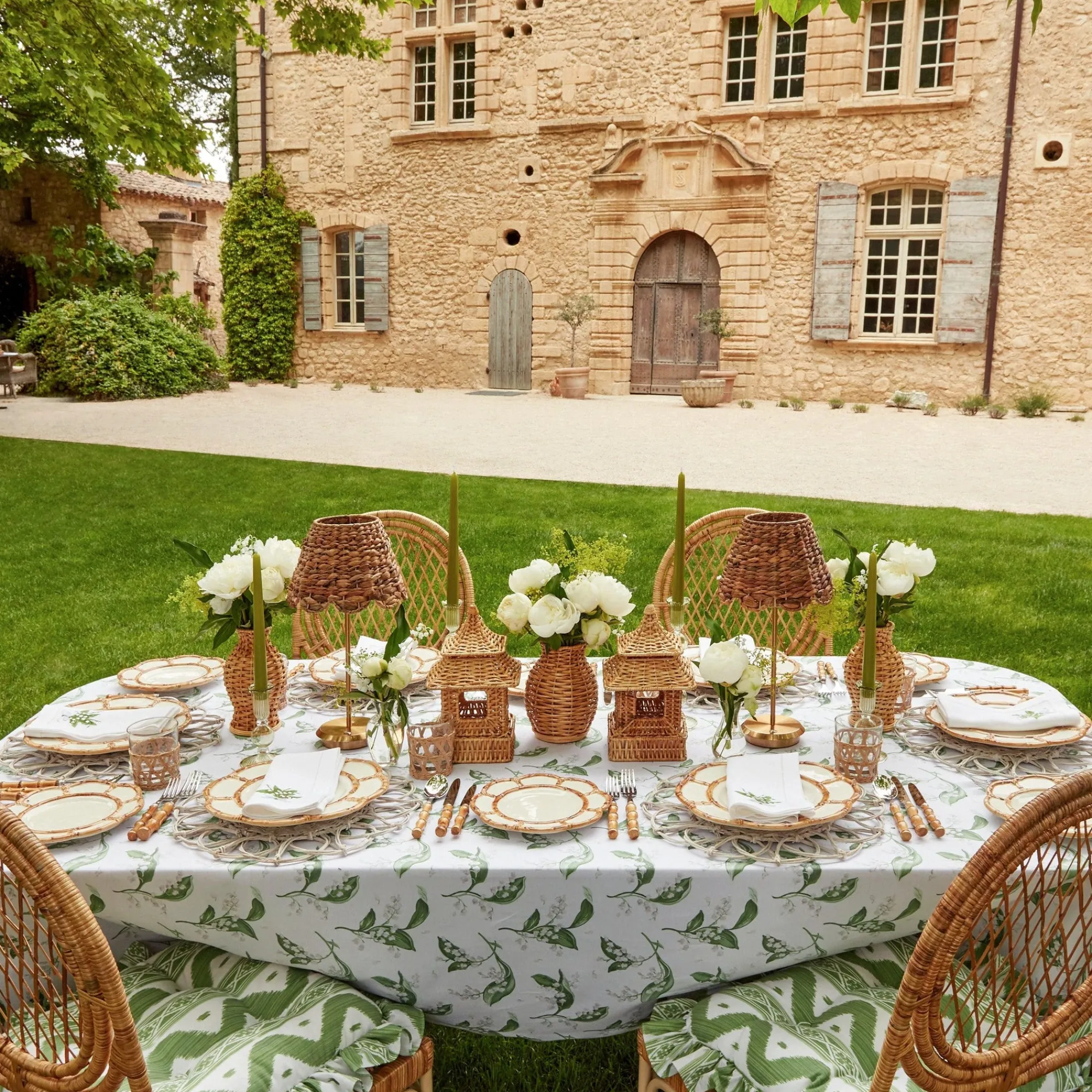 petal_bamboo_ceramic_dinn_2-2.webp Clearance Petal Bamboo Ceramic Dinner Plate (Set Of 4) Bamboo Crockery