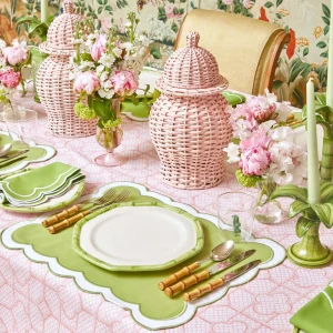 Best Sale Pink Bamboo Trellis Tablecloth Tablecloths